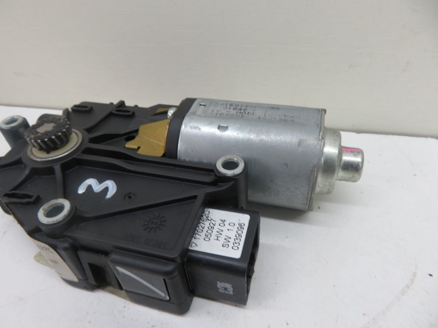 VOLVO V50 SUN ROOF MOTOR 30716185 2004-2008 HN54-3