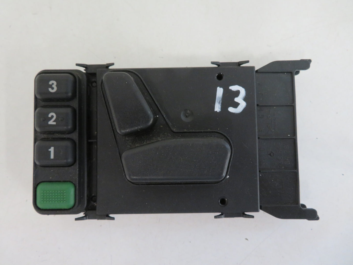 MERCEDES BENZ ML270 W163 OS DRIVER SEAT SWITCHES 0365458428 02-05 MIX1010-13