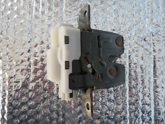 RENAULT SCENIC MK2 TAILGATE BOOT LOCK CATCH 2002-2008