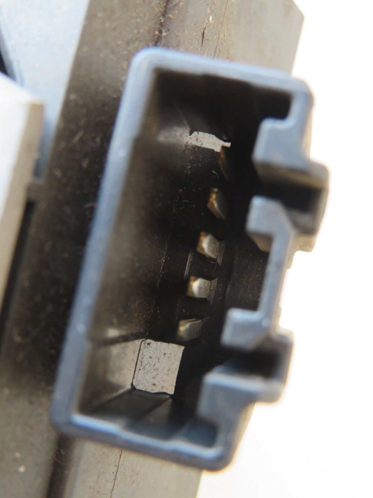 FORD FOCUS MK2 BOOT LOCK CATCH 2008-2011 AMS1216-4