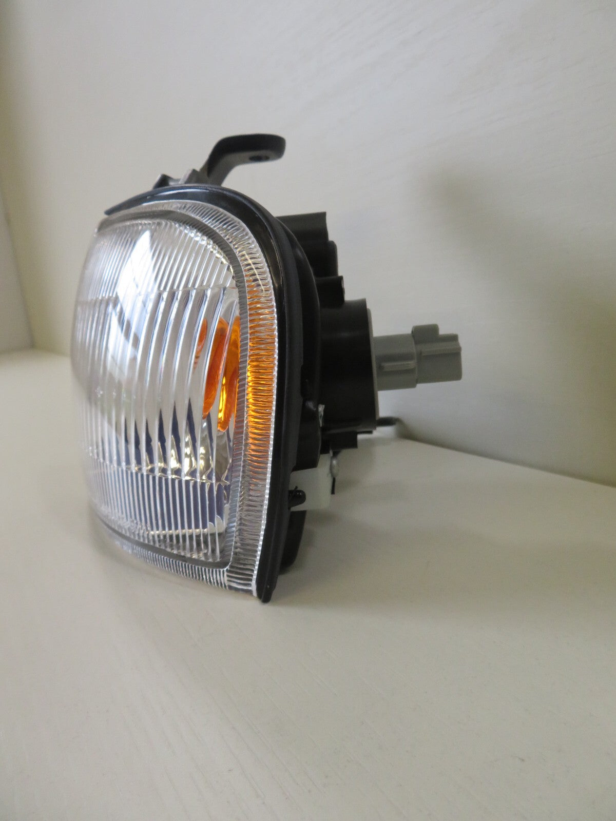 NS PASSENGER LH FRONT INDICATOR LIGHT FOR SUZUKI BALENO 1995-1998 RS1