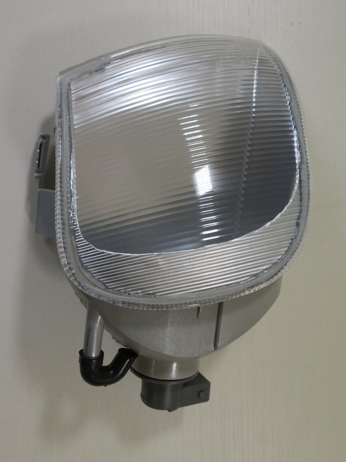 OS DRIVER FRONT INDICATOR LIGHT FOR VW POLO 1995-2001 441-1513R-WE-C