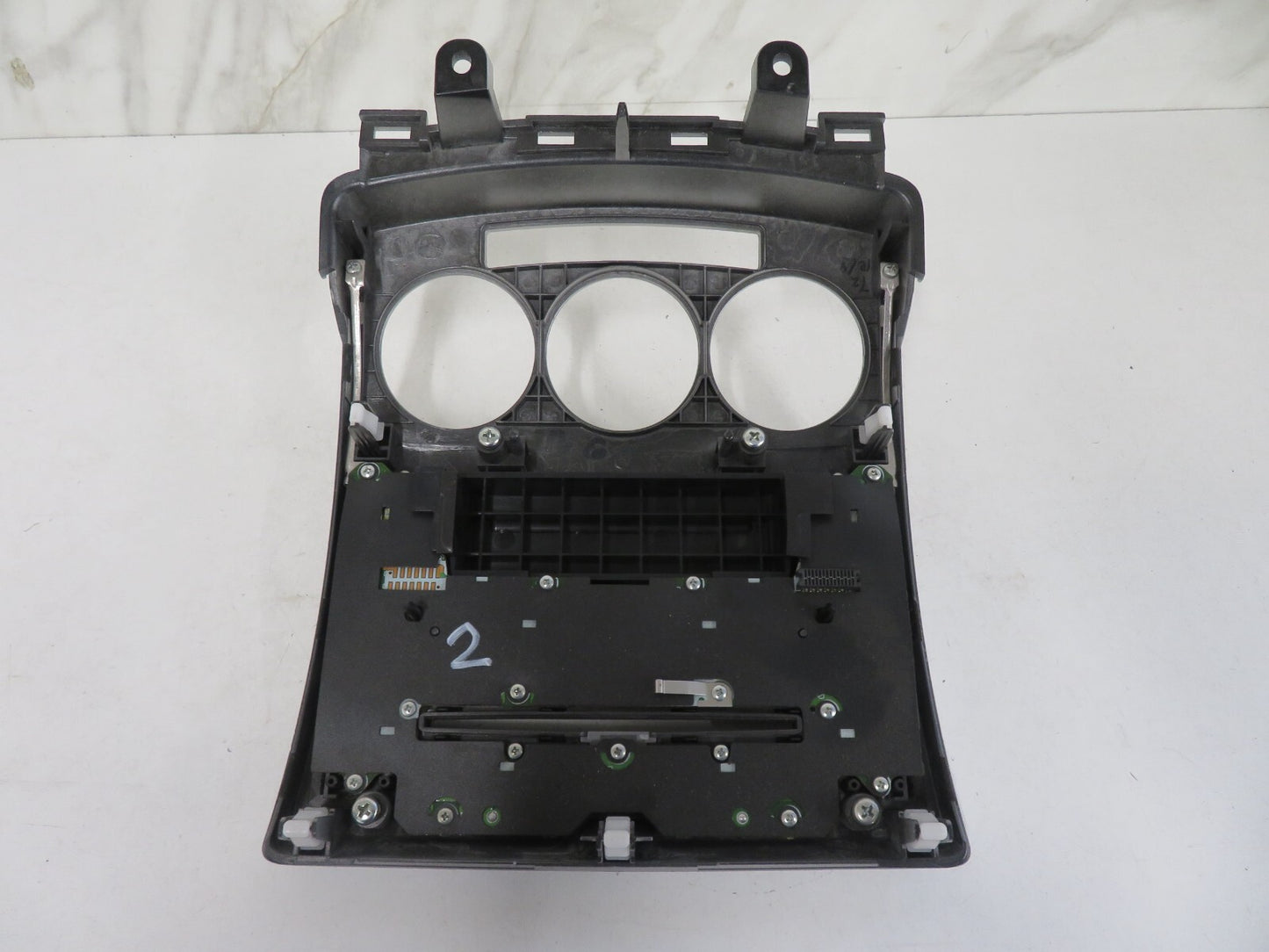 MAZDA 5 RADIO CD HEAD UNIT CC6079EG0 FASCIA TRIM 2006-2010 1511-2