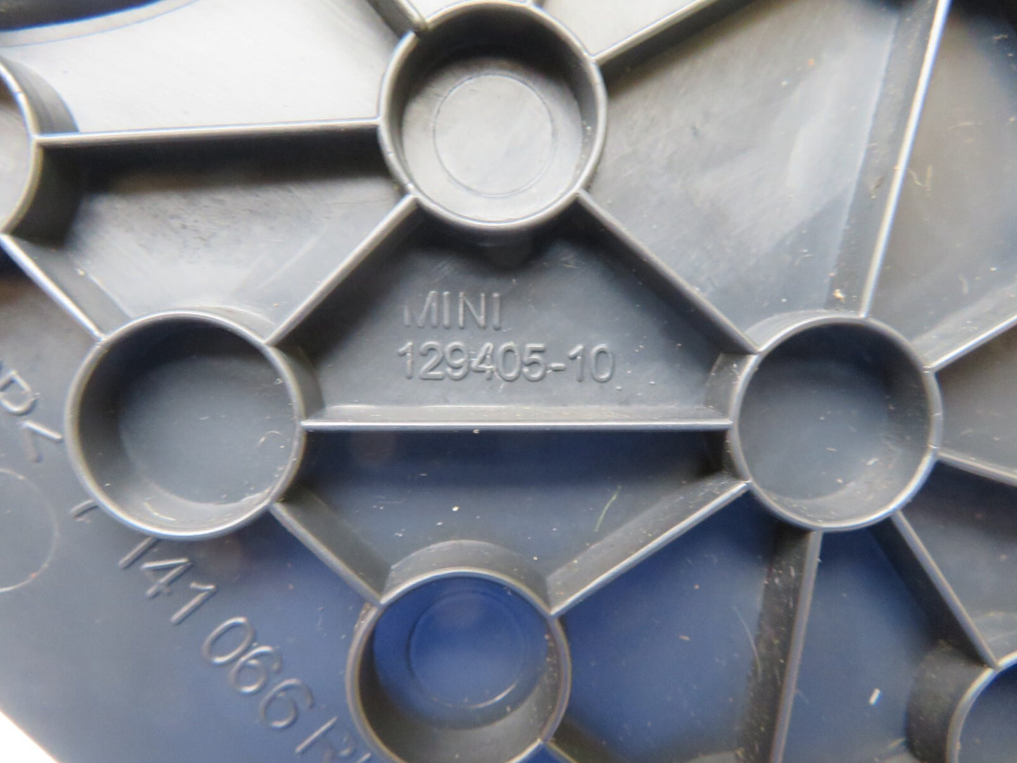 BMW MINI COOPER R50 R52 R53 OS RH DASHBOARD END TRIM 7144590 2001-2006 1325-3