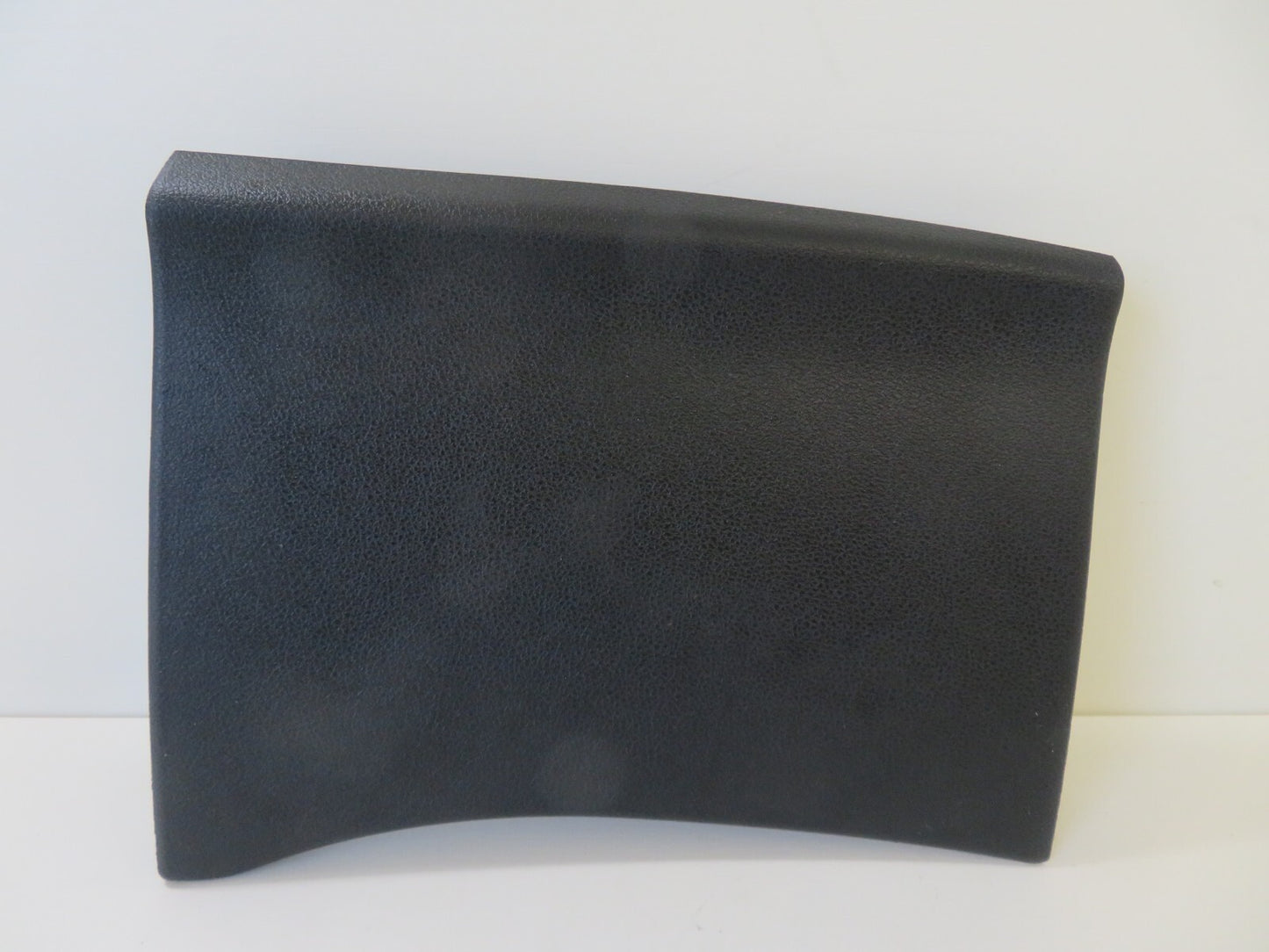 PEUGEOT 308 DRIVER LOWER DASH TRIM 9658527877 2007-2013 1349-12