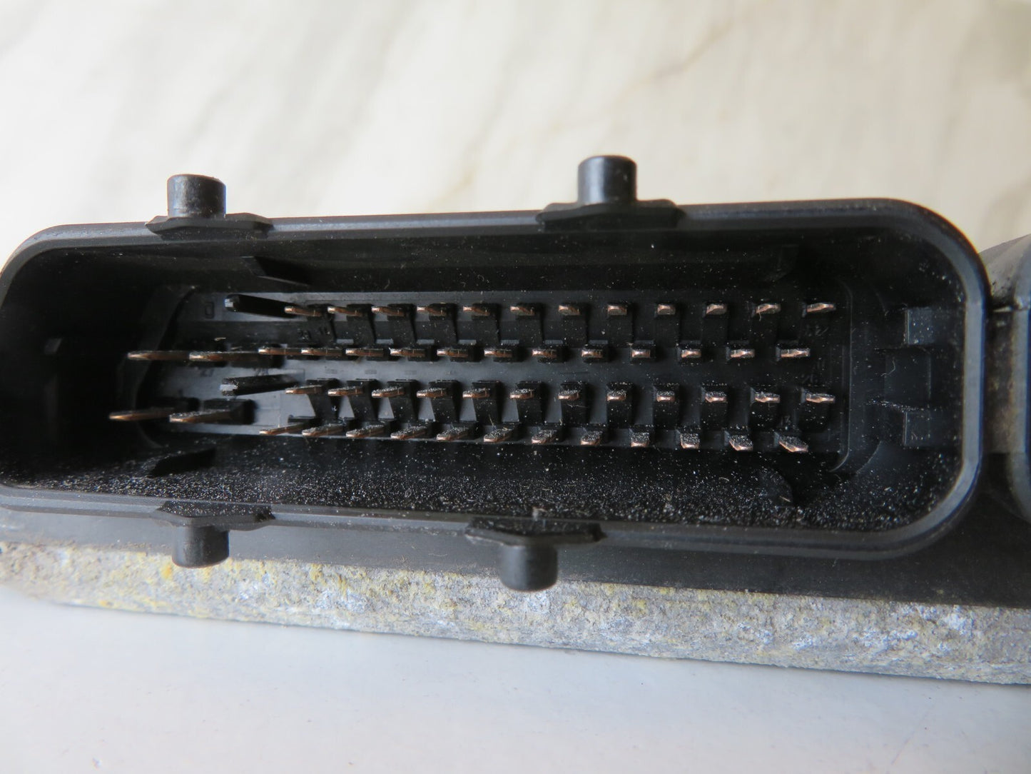 VOLKSWAGEN VW BORA ENGINE ECU 06A 906 018 EF  1999-2004 WG18