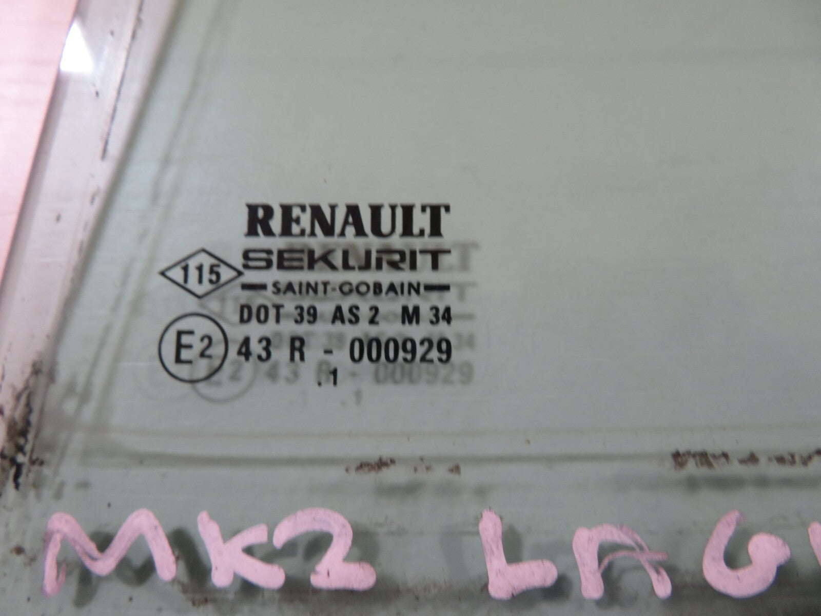 RENAULT LAGUNA NS PASSENGER REAR QUARETR GLASS HATCHBACK 2001-2007 MIX1632-1