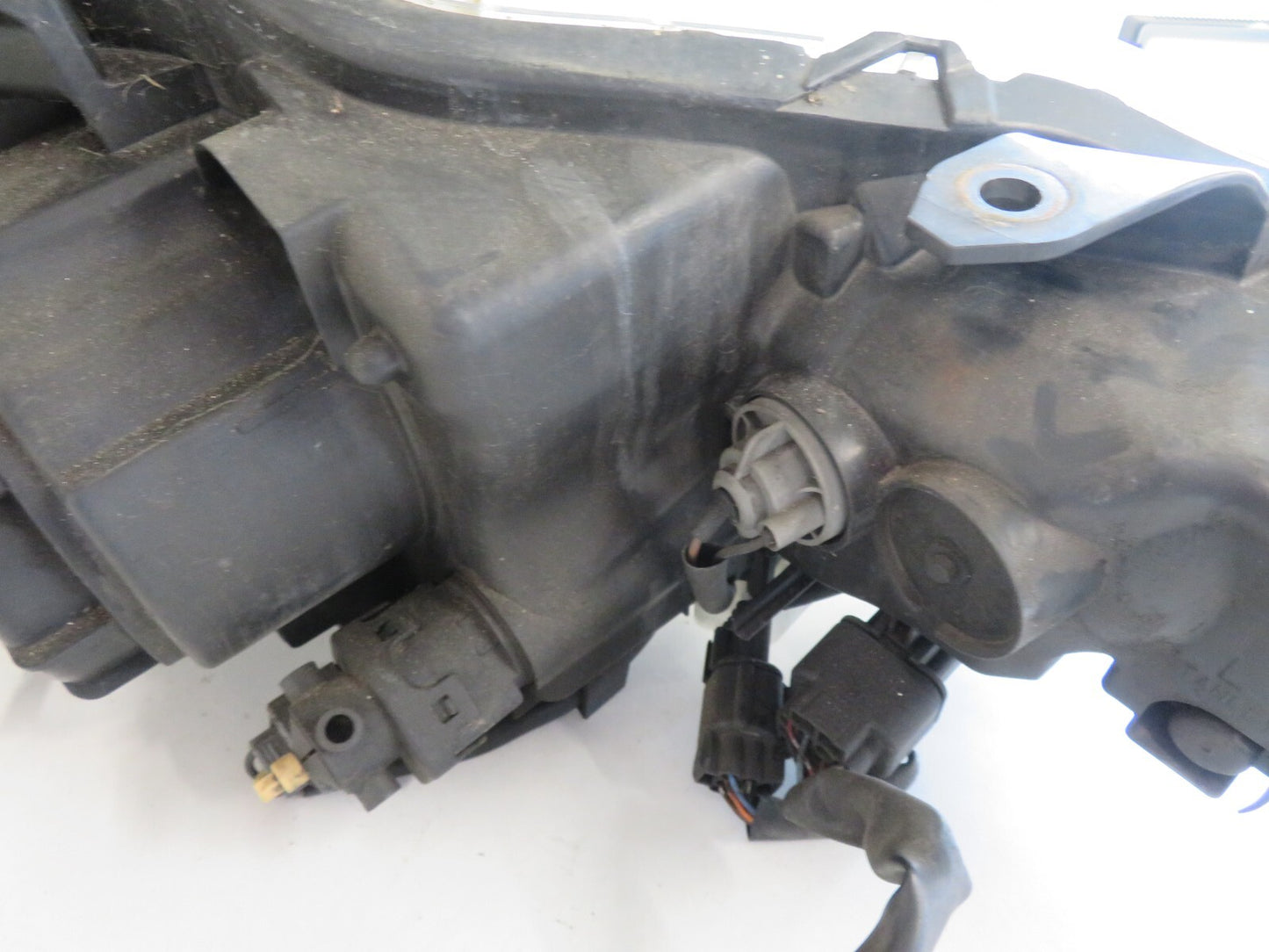 PEUGEOT 4007 NS XENON HEADLIGHT 2007-2012 BK1234