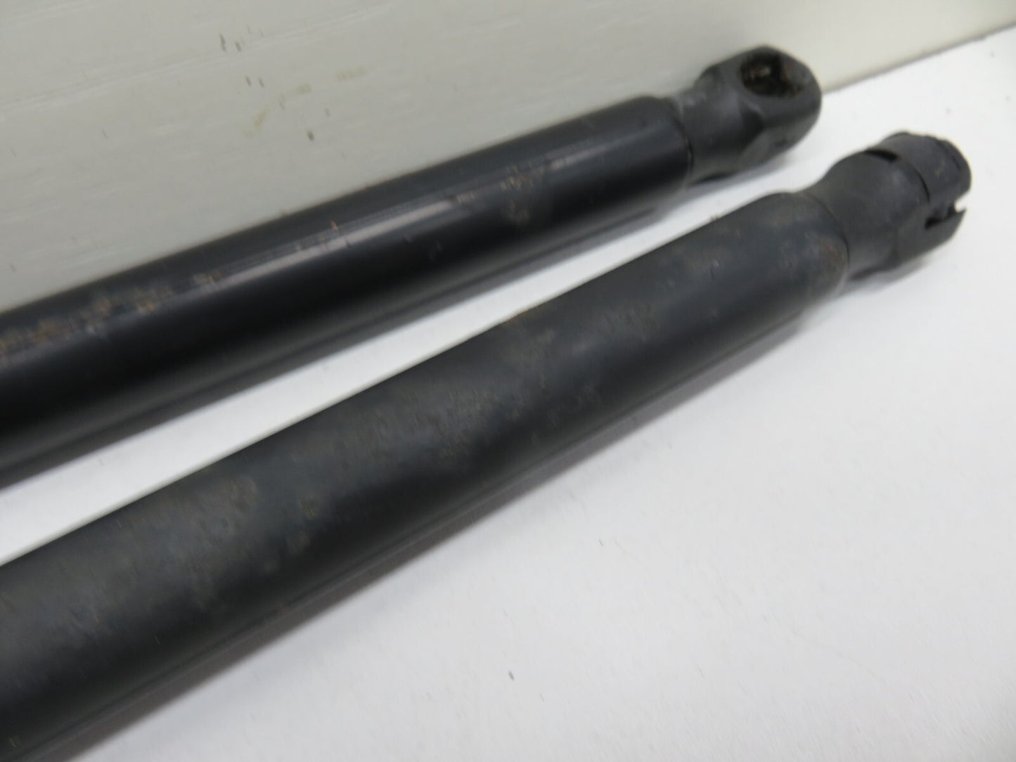 FORD FIESTA MK7 ST180 TAILGATE BOOT STRUTS PAIR 2013-2017 1549-10