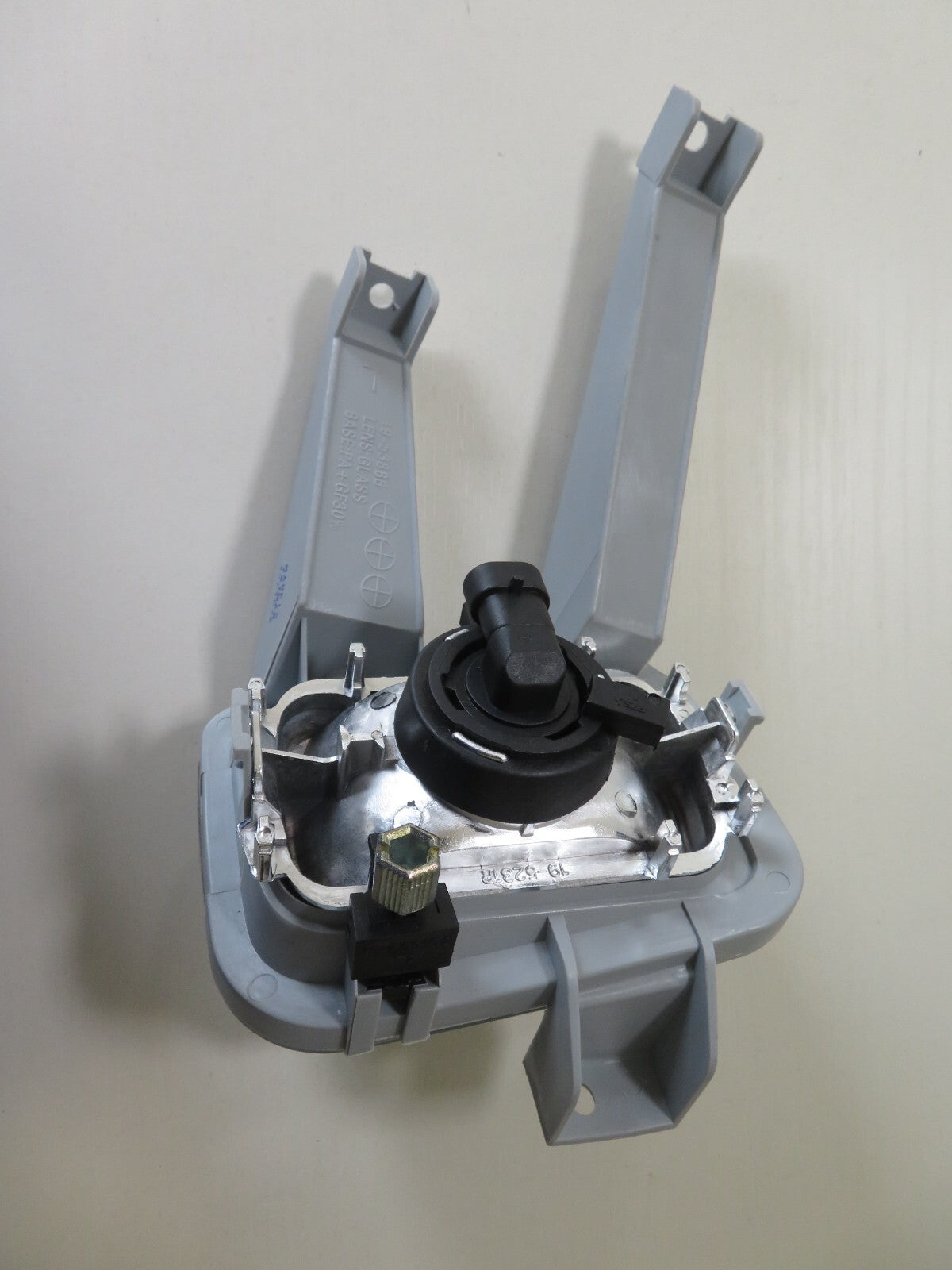 NS PASSENGER L FRONT FOG LIGHT OP0154414 FOR VAUXHALL ASTRA 1995-1998