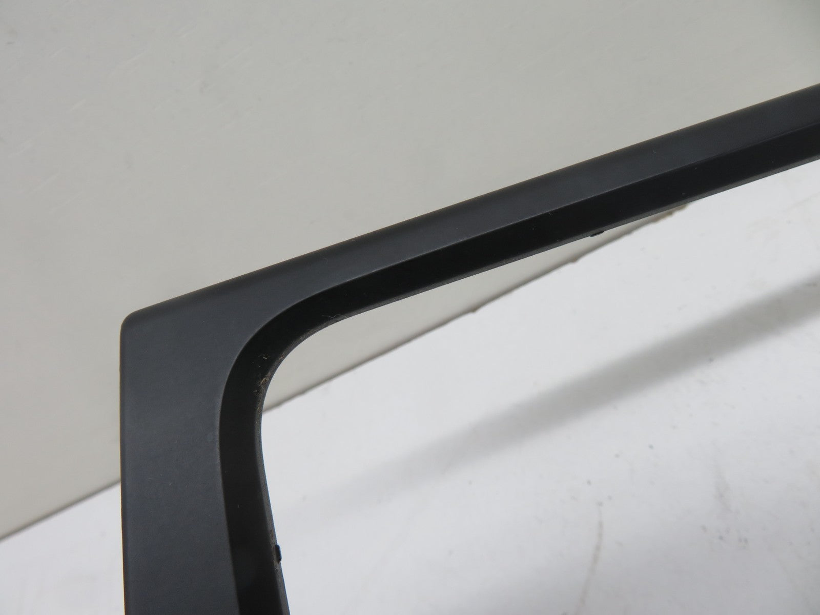 VW GOLF MK6 STEREO SURROUND TRIM 5K0858063P 2009-2013 REF-13