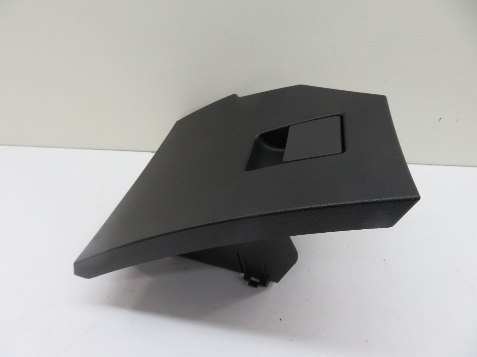 VAUXHALL INSIGNIA OS DRIVER GLOVE BOX STORAGE 2008-2013 1155-4