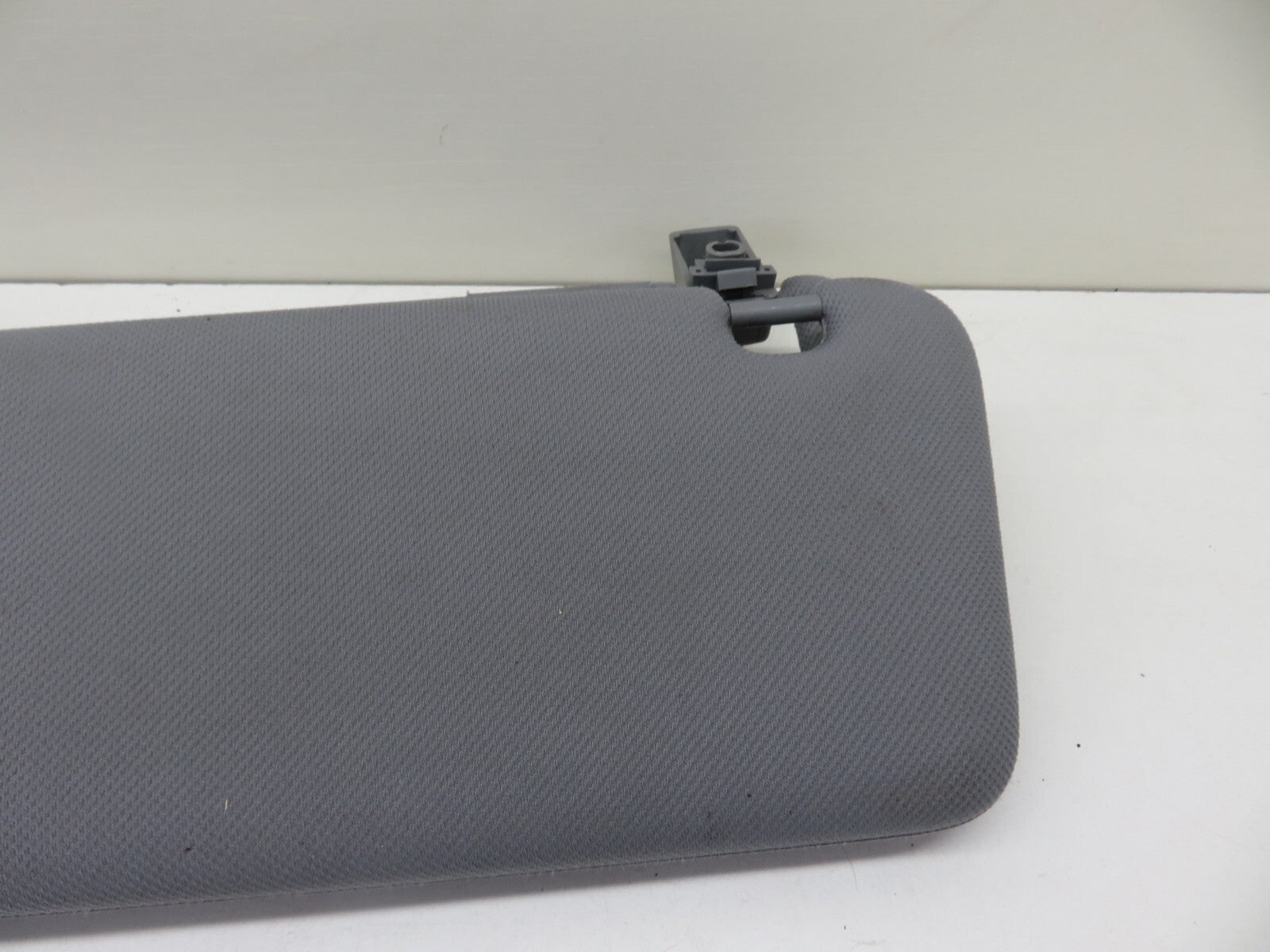 PORSCHE CAYENNE 955 OS DRIVER SUNVISOR GREY  2003-2006 1634-1