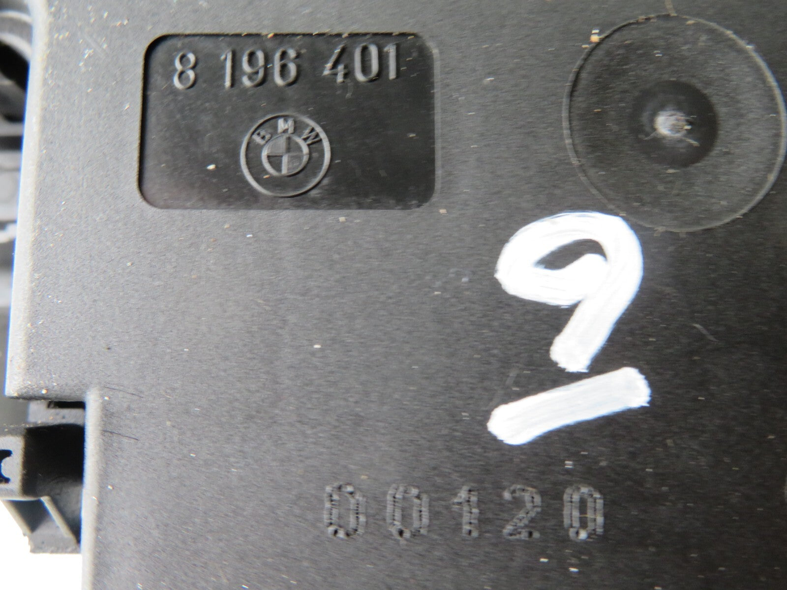 BMW E46 SALOON TAILGATE BOOT LOCK CATCH 8196401 1998-2006 A1242-9