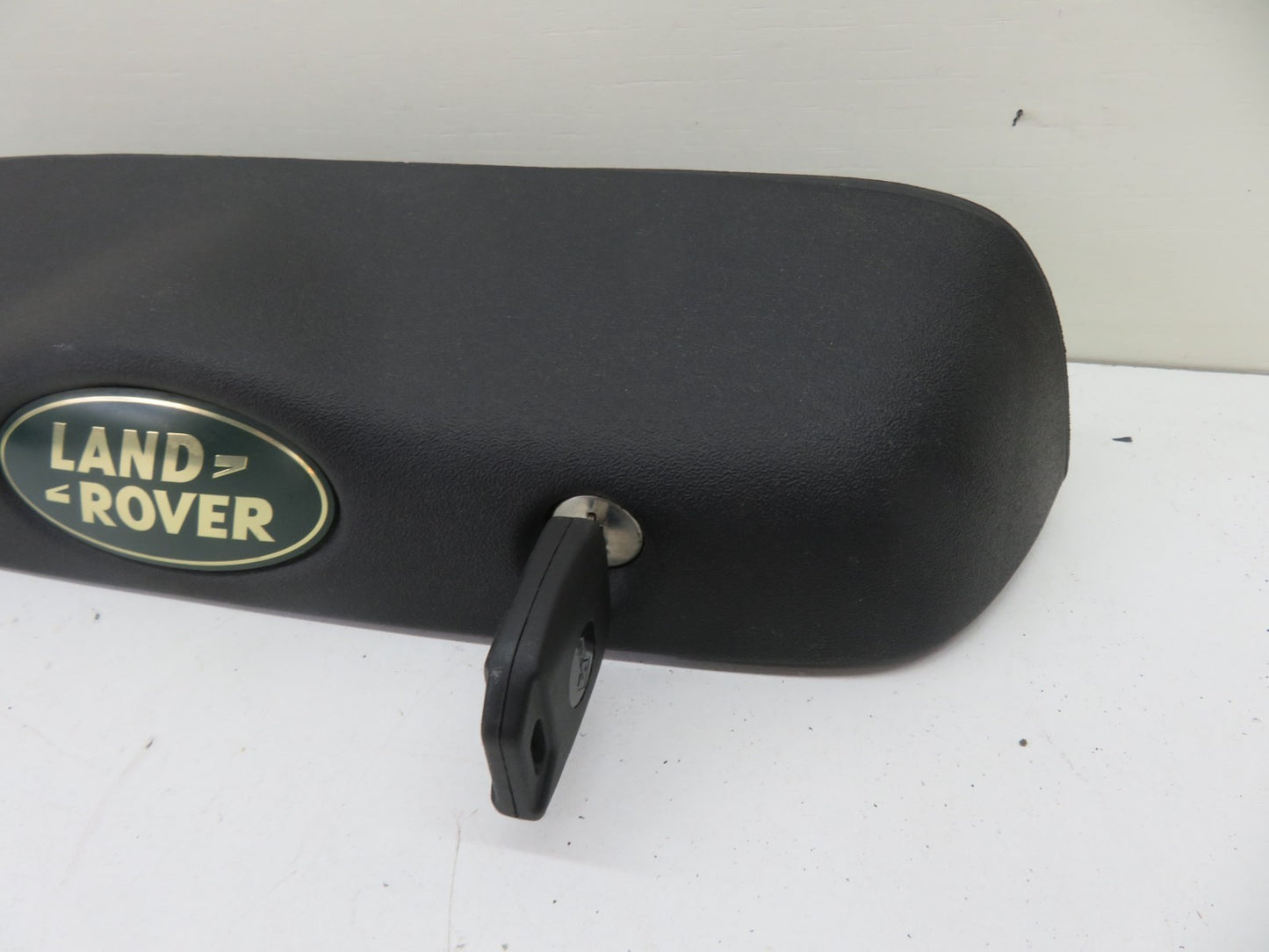 LAND ROVER FREELANDER 1 BOOT HANDLE SWITCH WITH KEY 2004-2006 1672-10