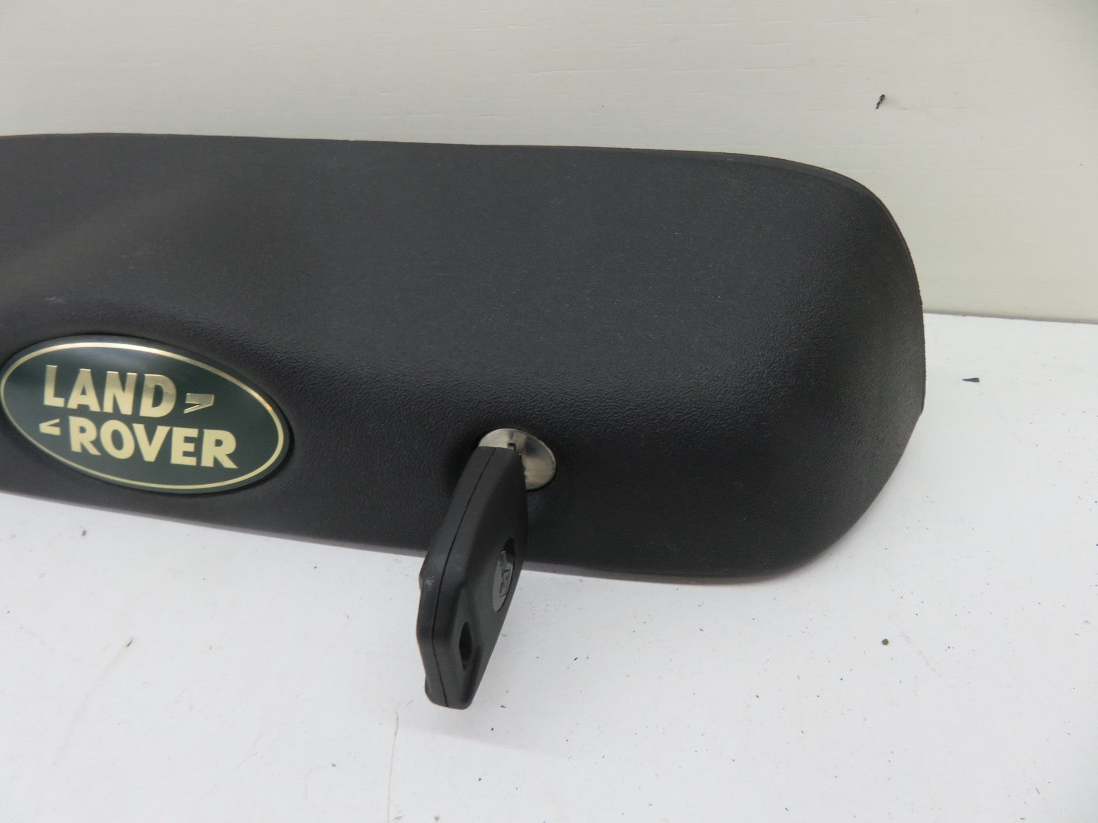 LAND ROVER FREELANDER 1 BOOT HANDLE SWITCH WITH KEY 2004-2006 1672-10