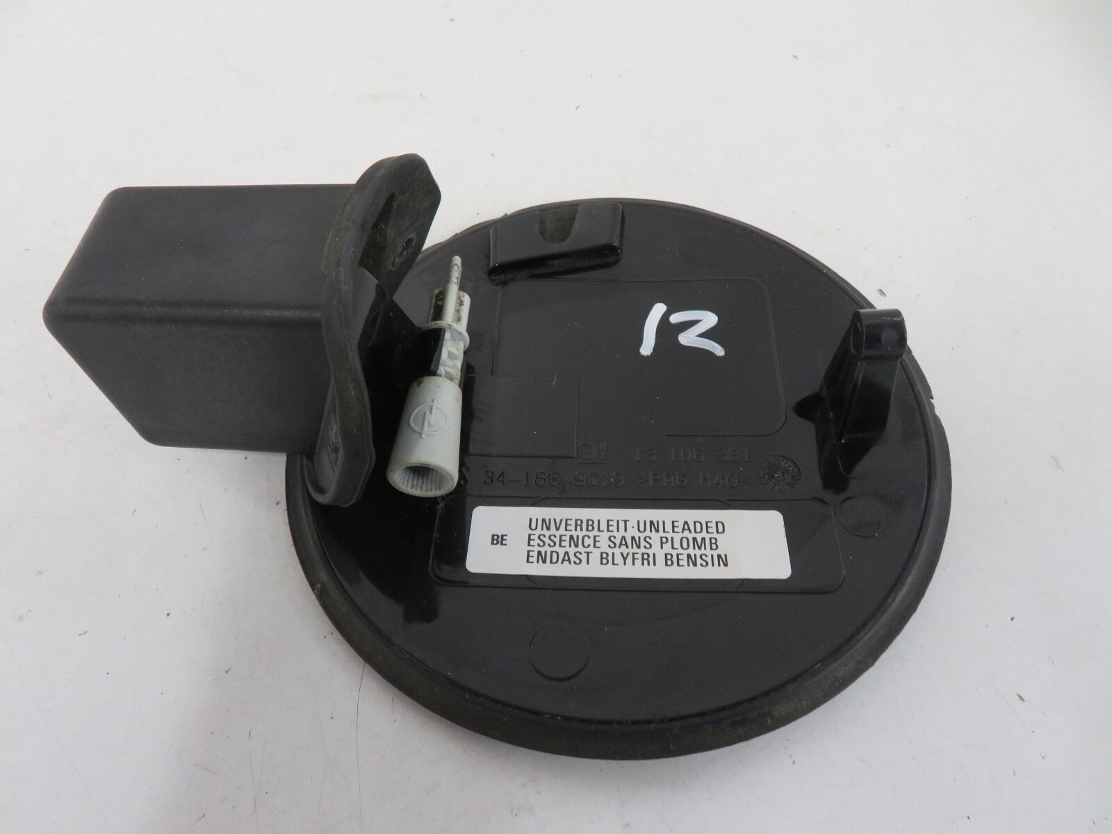 VAUXHALL SIGNUM FUEL TANK DOOR FLAP 13106381 2002-2009 MIX1417-12