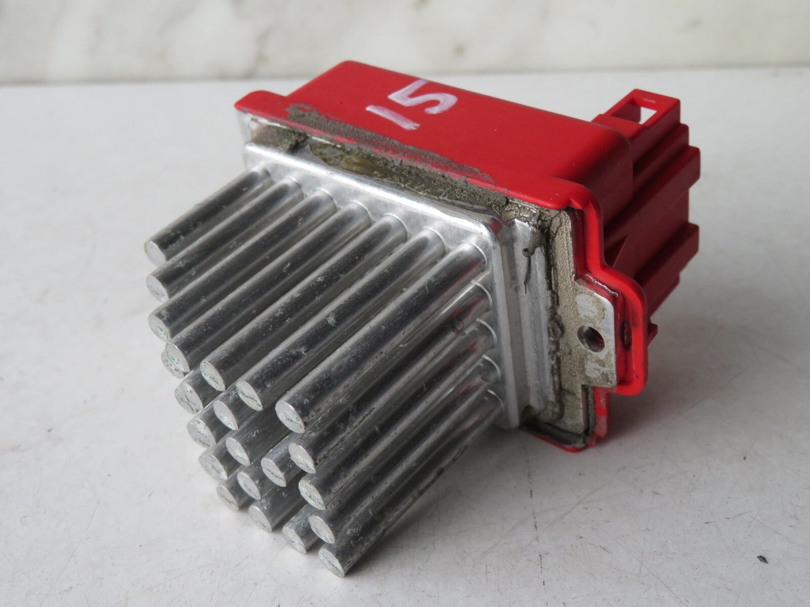 VOLKSWAGEN PASSAT B5 HEATER BLOWER MOTOR RESISTOR 1J0907521 1996-2001 A1101-15