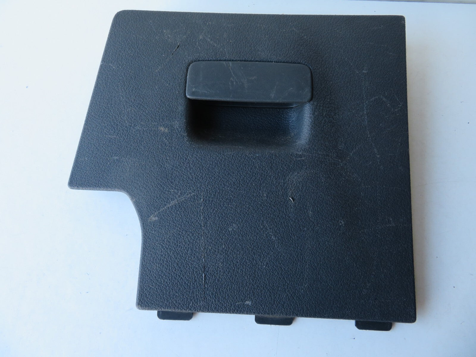 VOLKSWAGEN VW TOURAN NSR BOOT ACCESS COVER 1T0867461051 2003-2008 AMS1505-2
