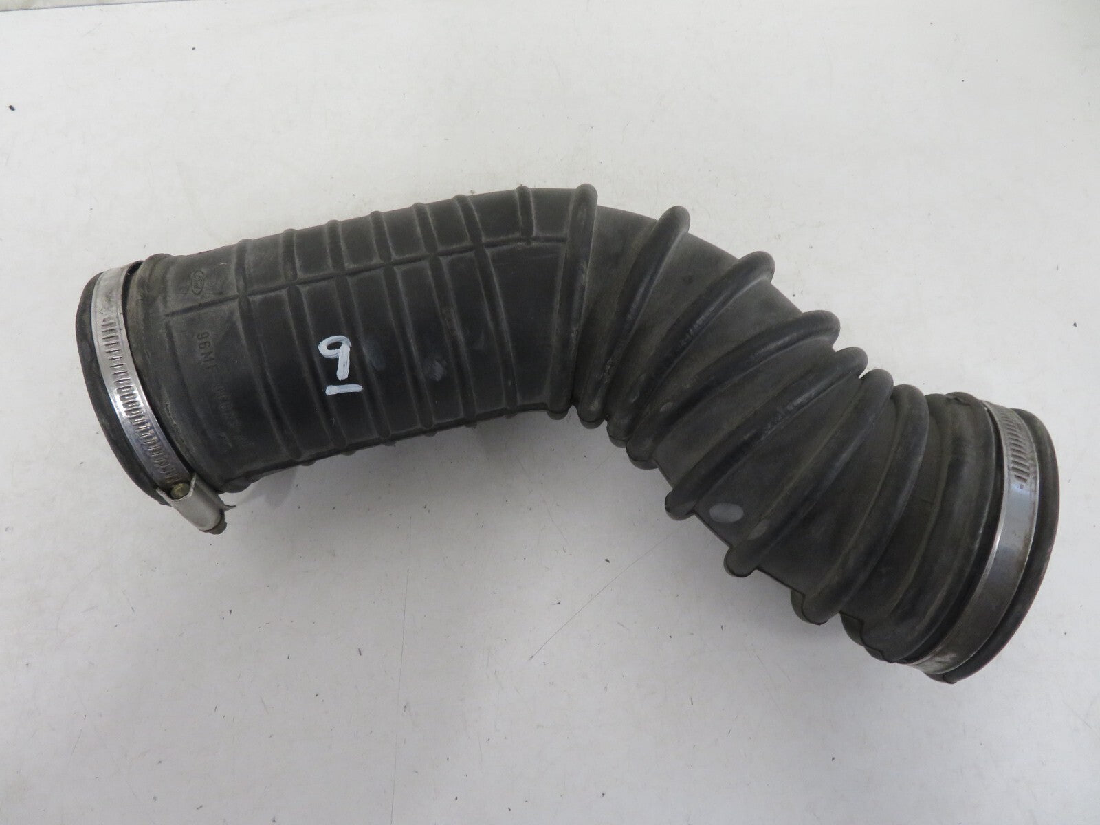 FORD PUMA AIR INTAKE PIPE 96MF-9C623-AE 1997-2002 1350-8