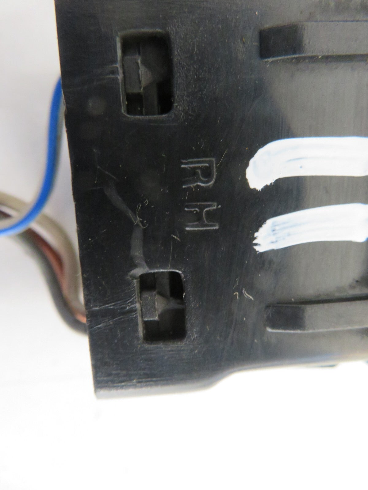 ROVER CITY ROVER REAR WINDOW SWITCH 2003-2005 1642-11