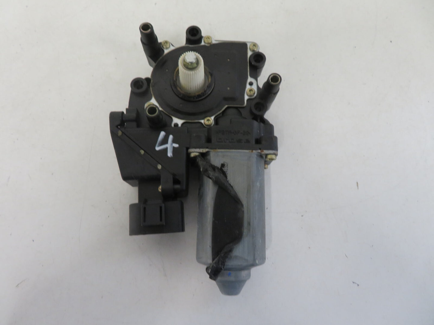 AUDI A8 D2 NSF PASSENGER WINDOW MOTOR 119021-113 1998-2002 1426-4