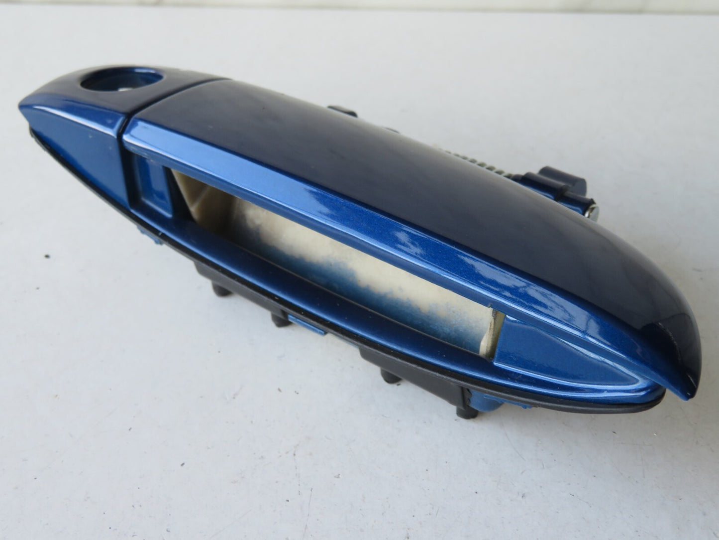 HYUNDAI I10 OSF EXTERNAL DOOR HANDLE BLUE 2010-2012 A0924-7