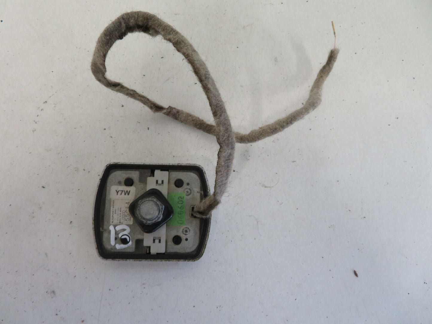 AUDI A8 D2 GPS AERIAL ANTENNA 4D0919889 1998-2002 A1636-13