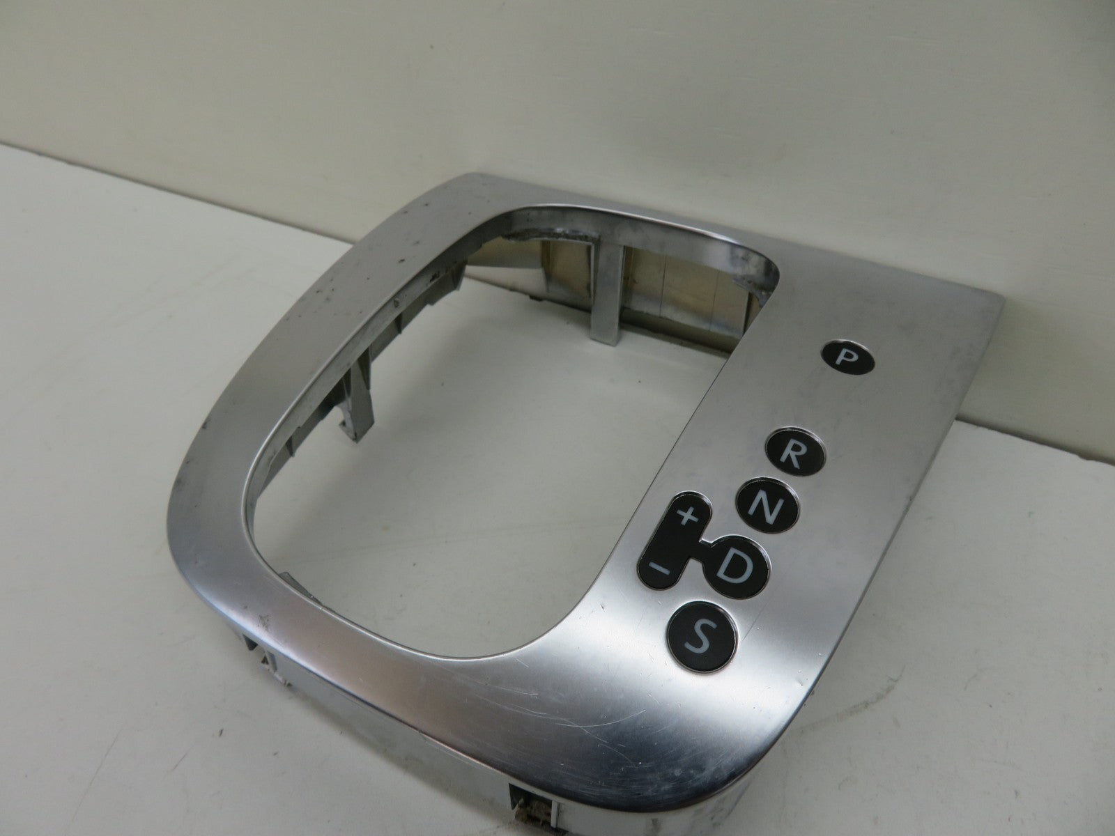 VW GOLF MK6 AUTO GEAR SELECTOR SURROUND TRIM 5K2713203D 2009-2013 1500-3