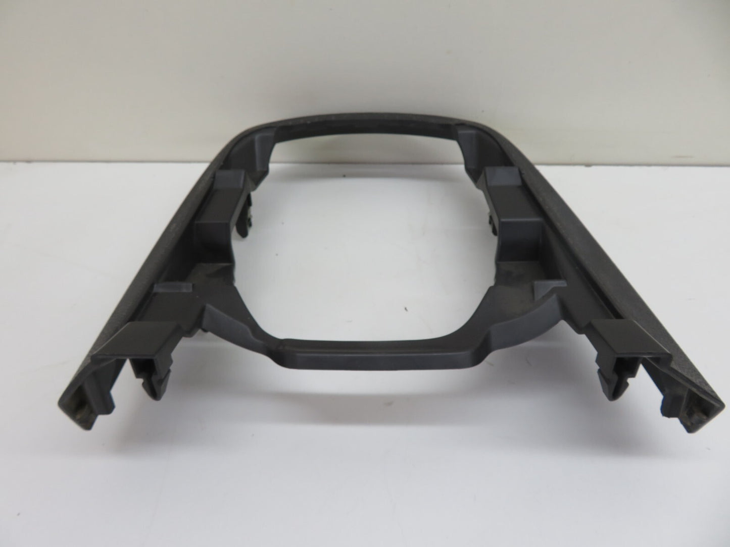 FORD FIESTA MK7 ST180 GEAR SELECTOR SURROUND TRIM 2013-2017 1402-2