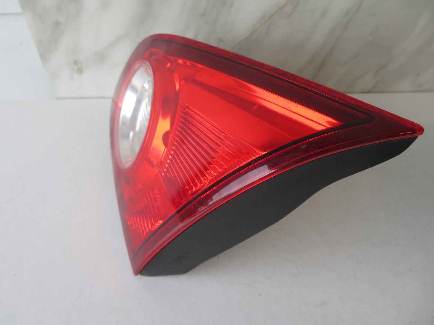 NISSAN QASHQAI MK1 OS REAR INNER TAIL LIGHT 89071064  07-10