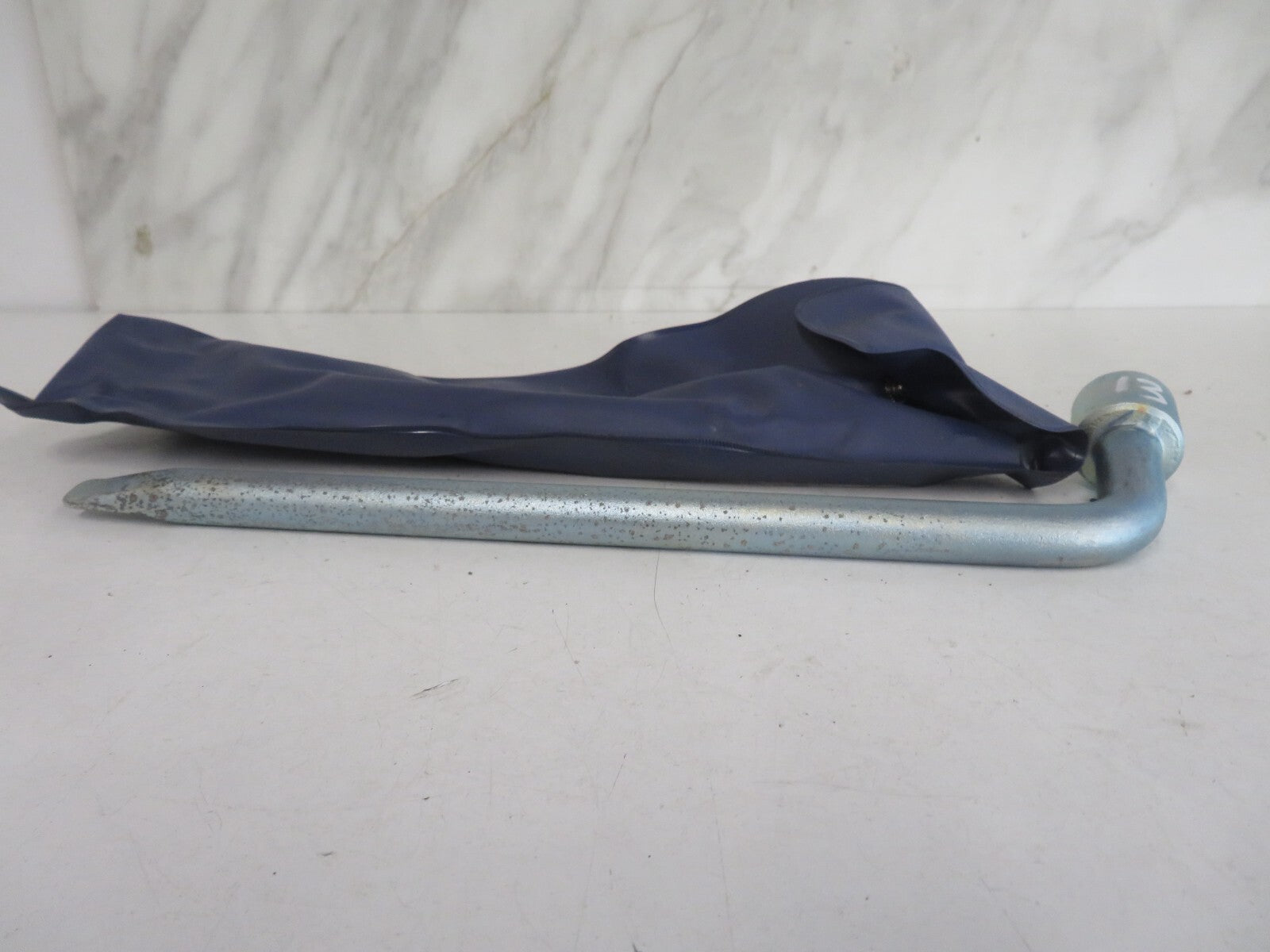 SUZUKI SWIFT GLS WHEEL BRACE TOOL KIT 1988-2002 1411-13