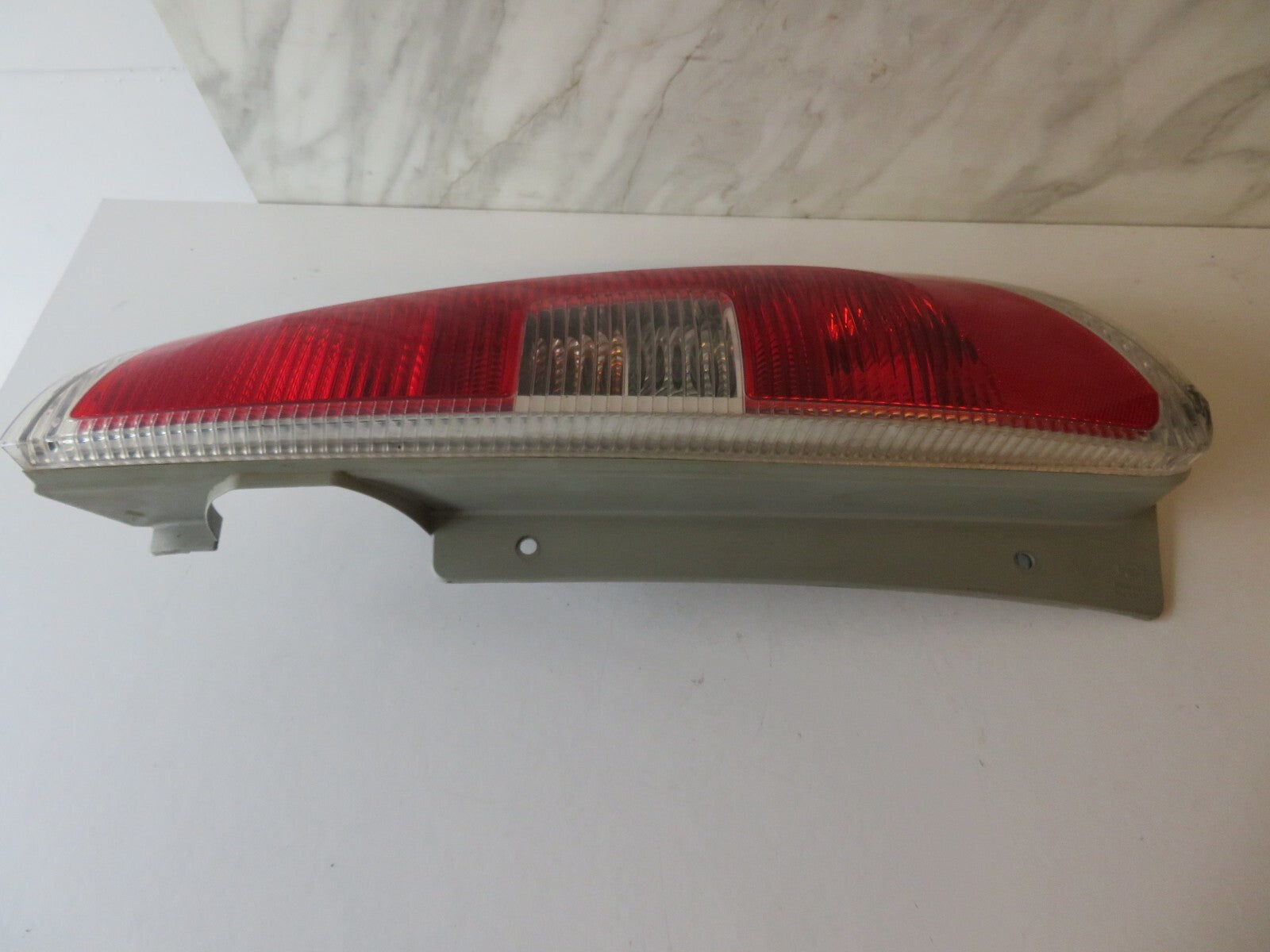 SKODA ROOMSTER OS DRIVER SIDE REAR TAIL LIGHT 5j7945096 2007-2013