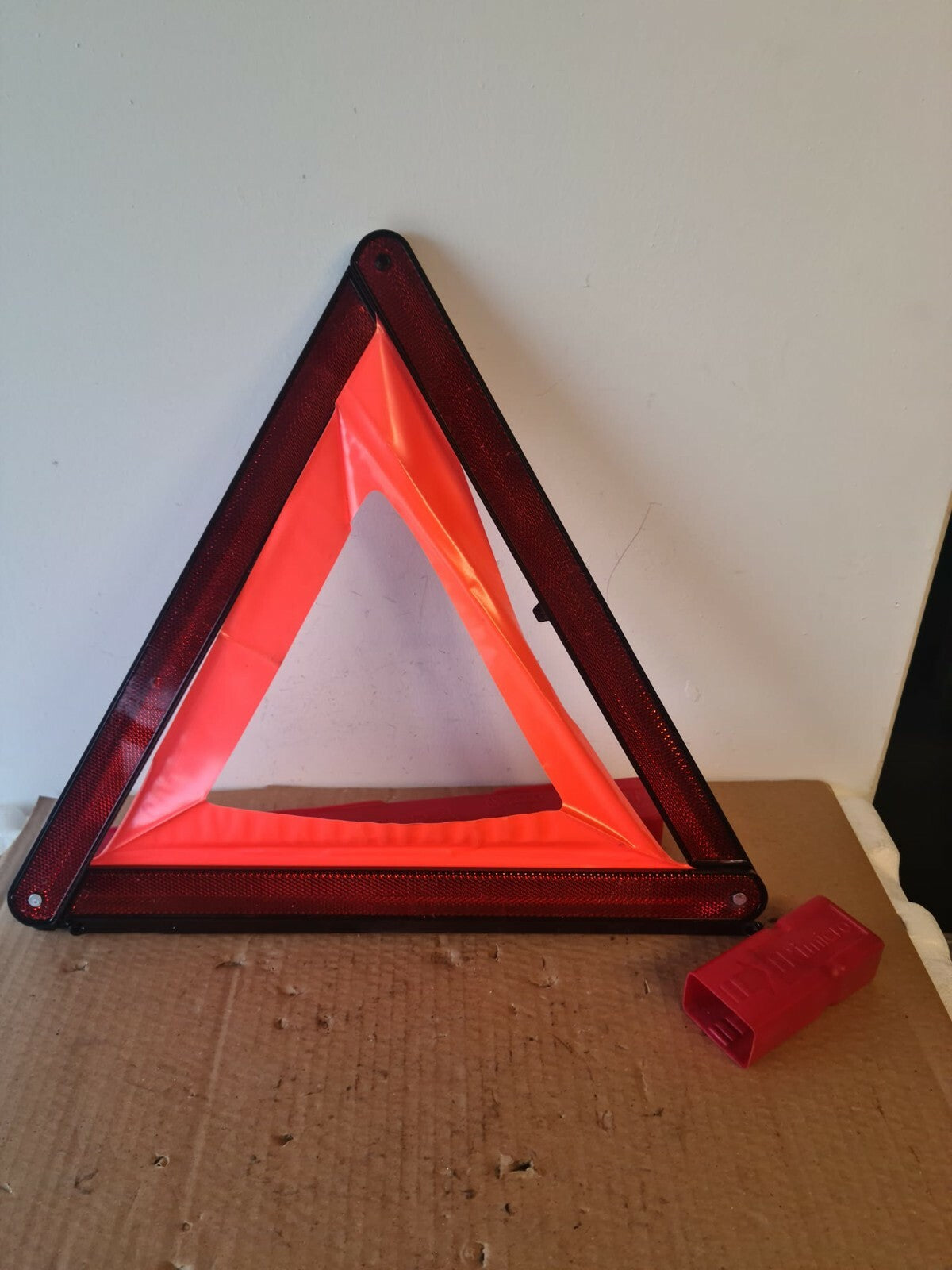 VOLKSWAGEN VW TOURAN WARNING TRIANGLE 2003-2008