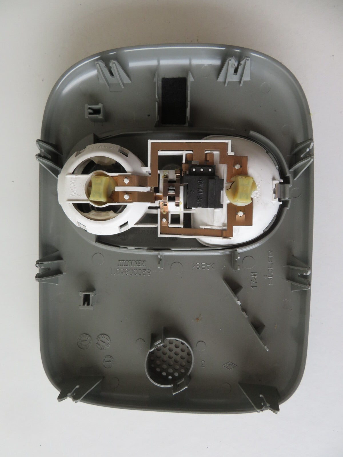 RENAULT CLIO MK2 INTERIOR ROOF LIGHT 8200086011 2001-2006 AMS1457