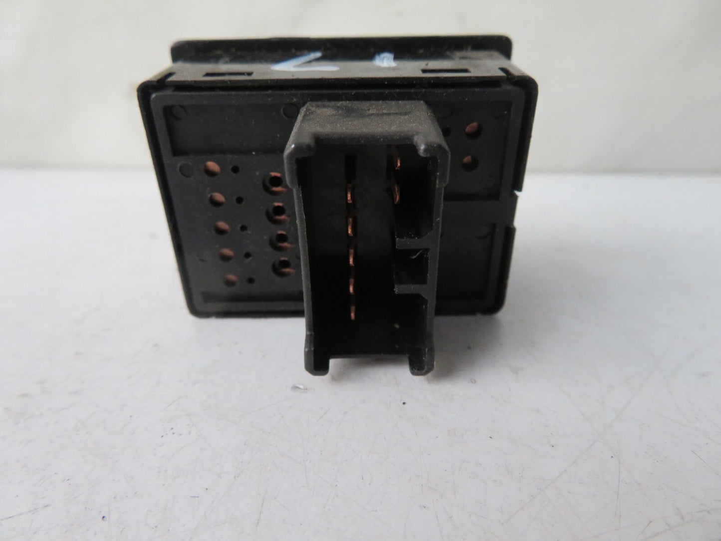 SUZUKI JIMNY MIRROR CONTROL SWITCHES 1998-2005 AMS1509-17