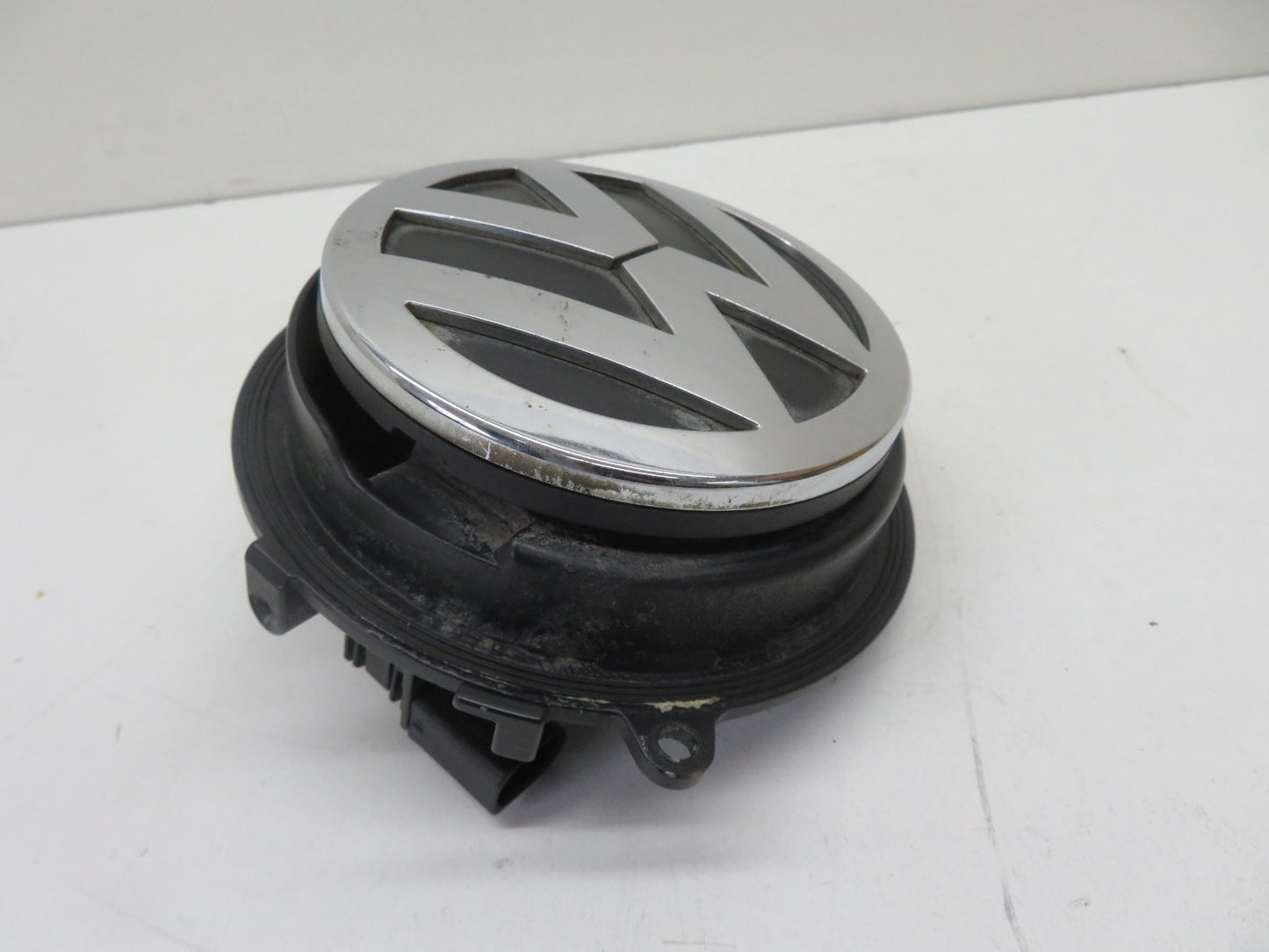 VW GOLF MK6 REAR BOOT HANDLE SWITCH 1K0827469E 2009-2013 1500-9