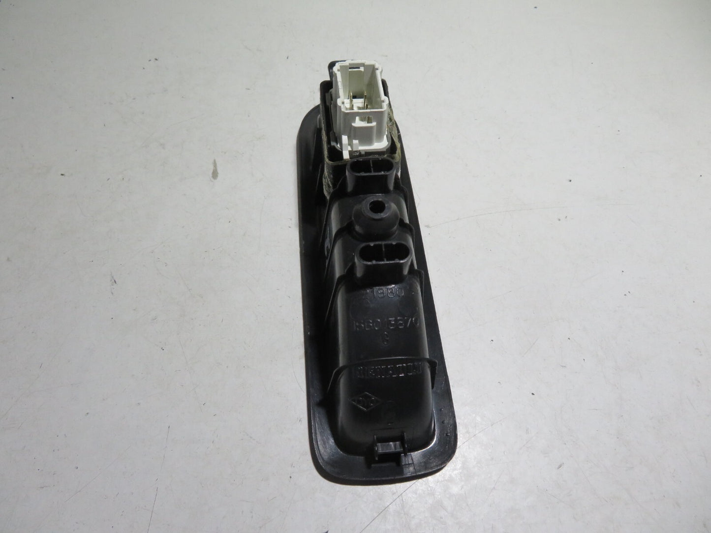 RENAULT SCENIC MK2 NSR WINDOW SWITCH 156013870 2004-2008 MIX1630-12