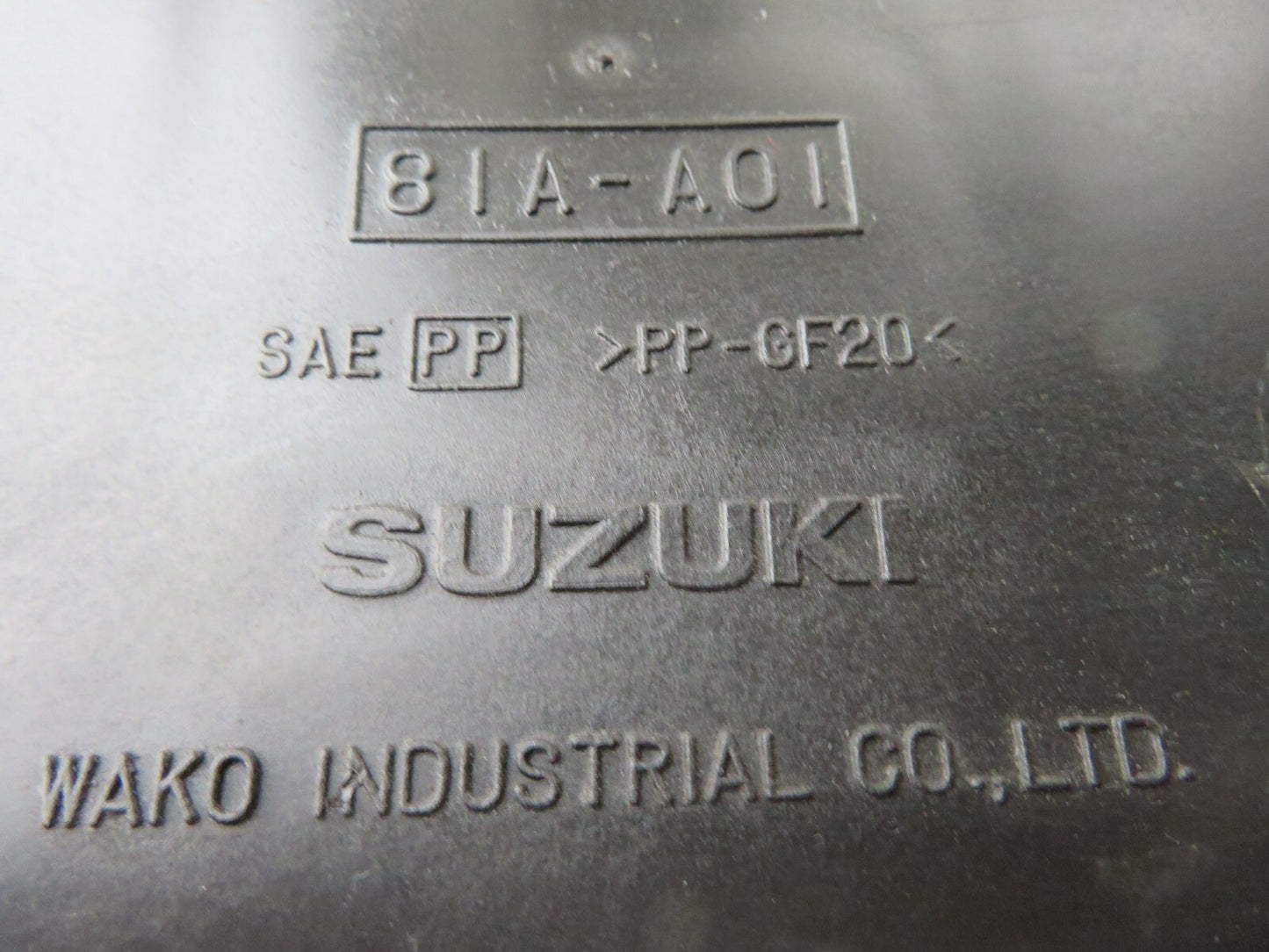 SUZUKI JIMNY 1.3 AIR FILTER BOX 1998-2004 AMS1004-5