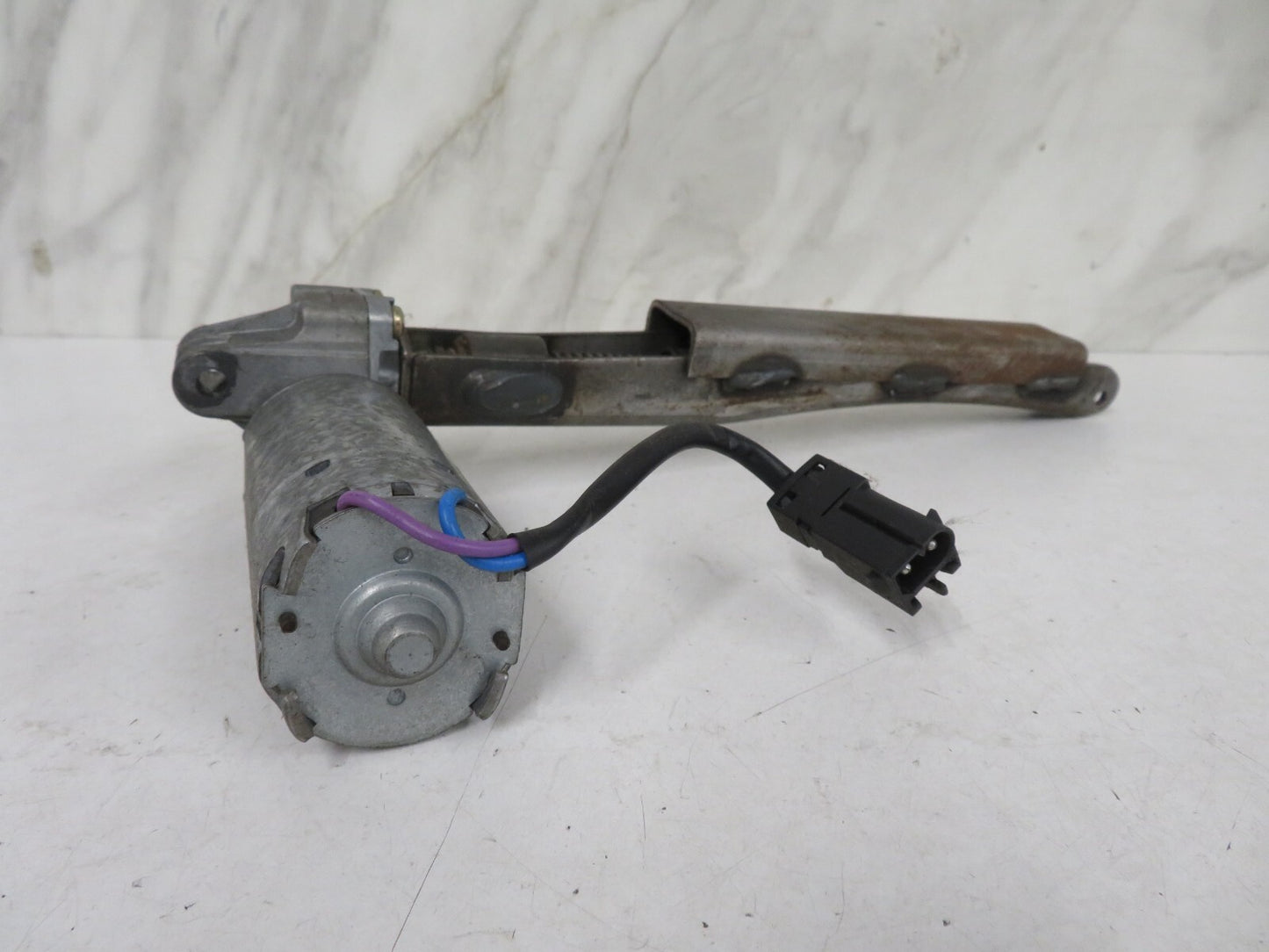 ROVER 75 OS FRONT SEAT ADJUSTER MOTOR 9450318B 1999-2005 1626-1