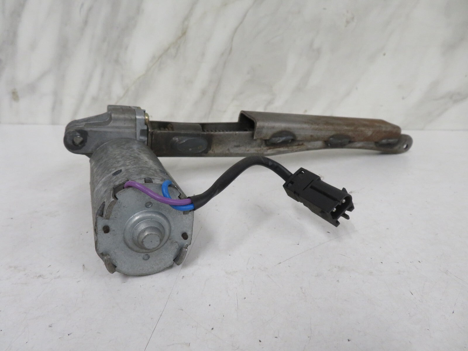 ROVER 75 OS FRONT SEAT ADJUSTER MOTOR 9450318B 1999-2005 1626-1