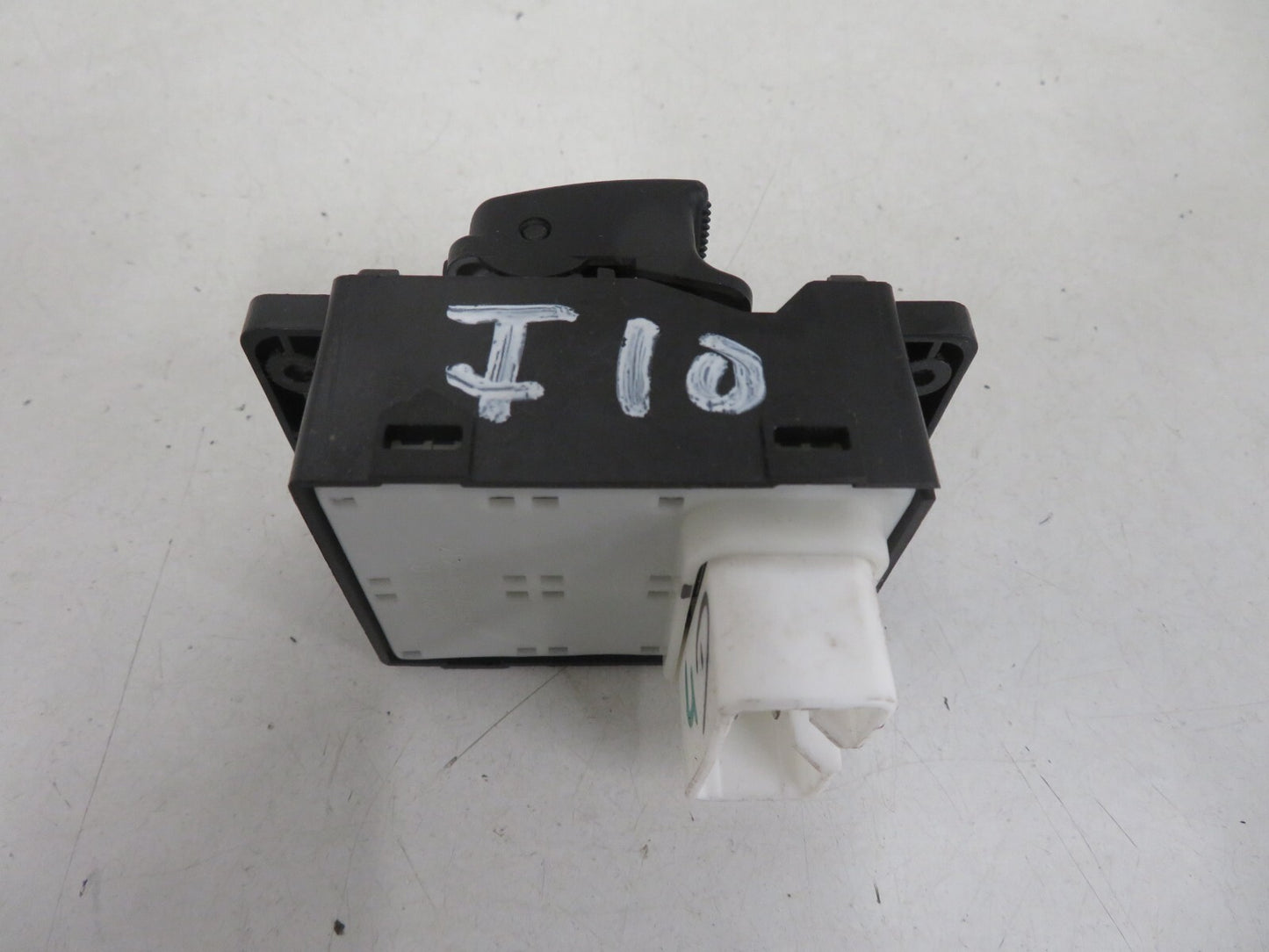 HYUNDAI I10 OS DRIVER WINDOW SWITCHES 202007106 2007-2013 HDMIX1400-4