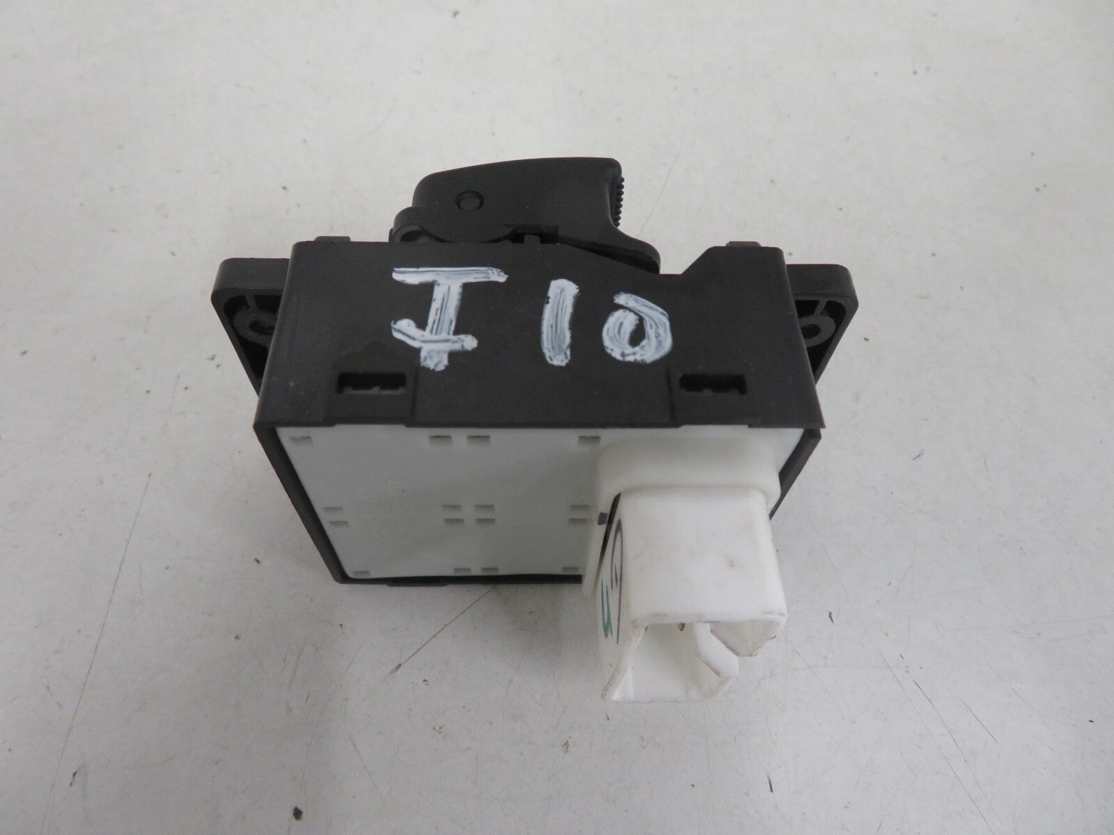 HYUNDAI I10 OS DRIVER WINDOW SWITCHES 202007106 2007-2013 HDMIX1400-4