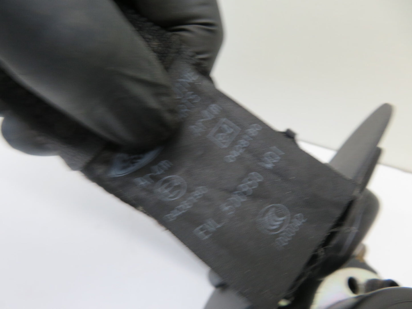 LAND ROVER FREELANDER 1 OSR REAR RIGHT SEAT BELT 601177600D 1997-2006 1730-8