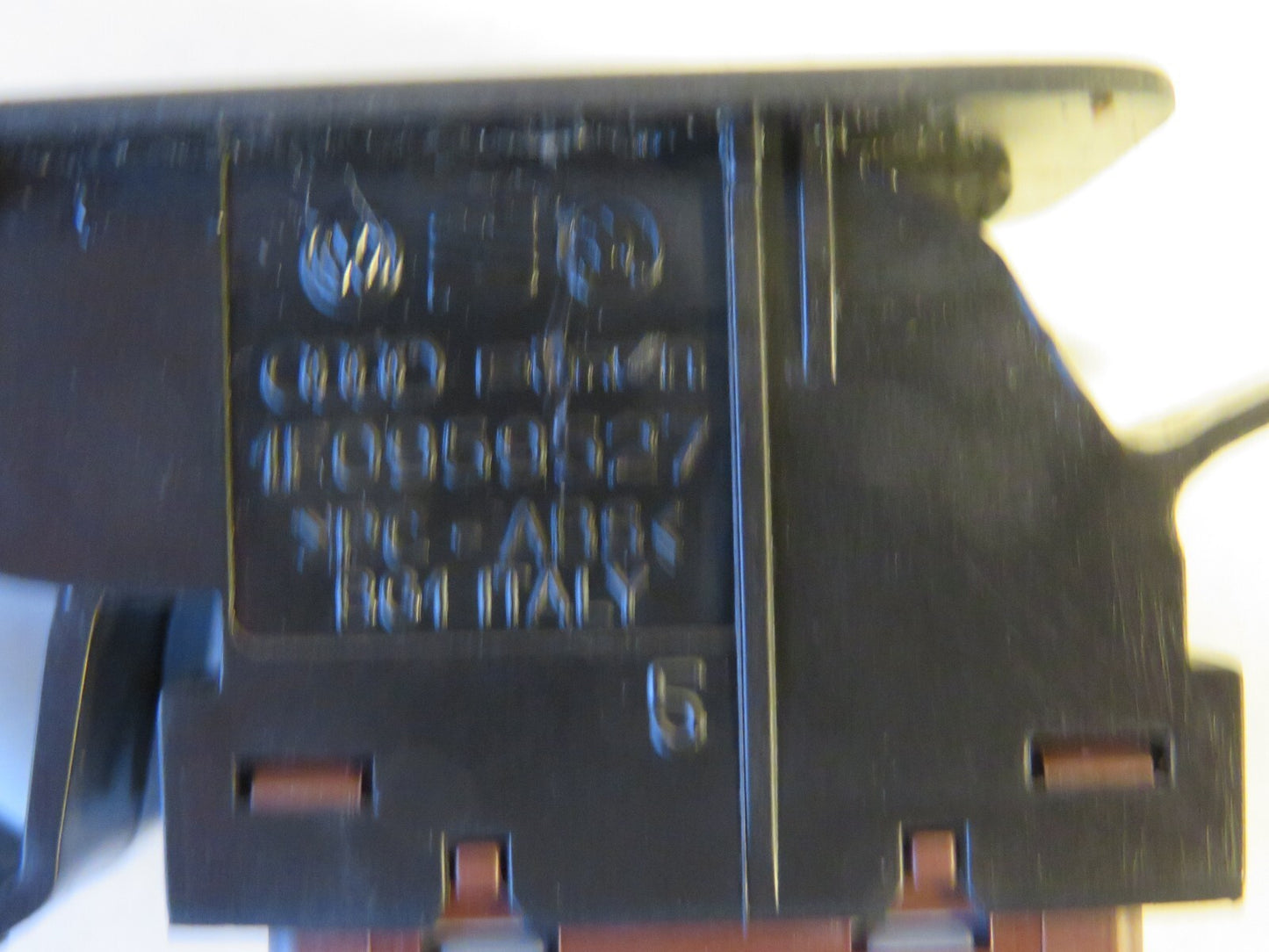 VOLKSWAGEN VW TOURAN FUEL FLAP RELEASE 1T0959551A 2003-2010 AMS1452-13