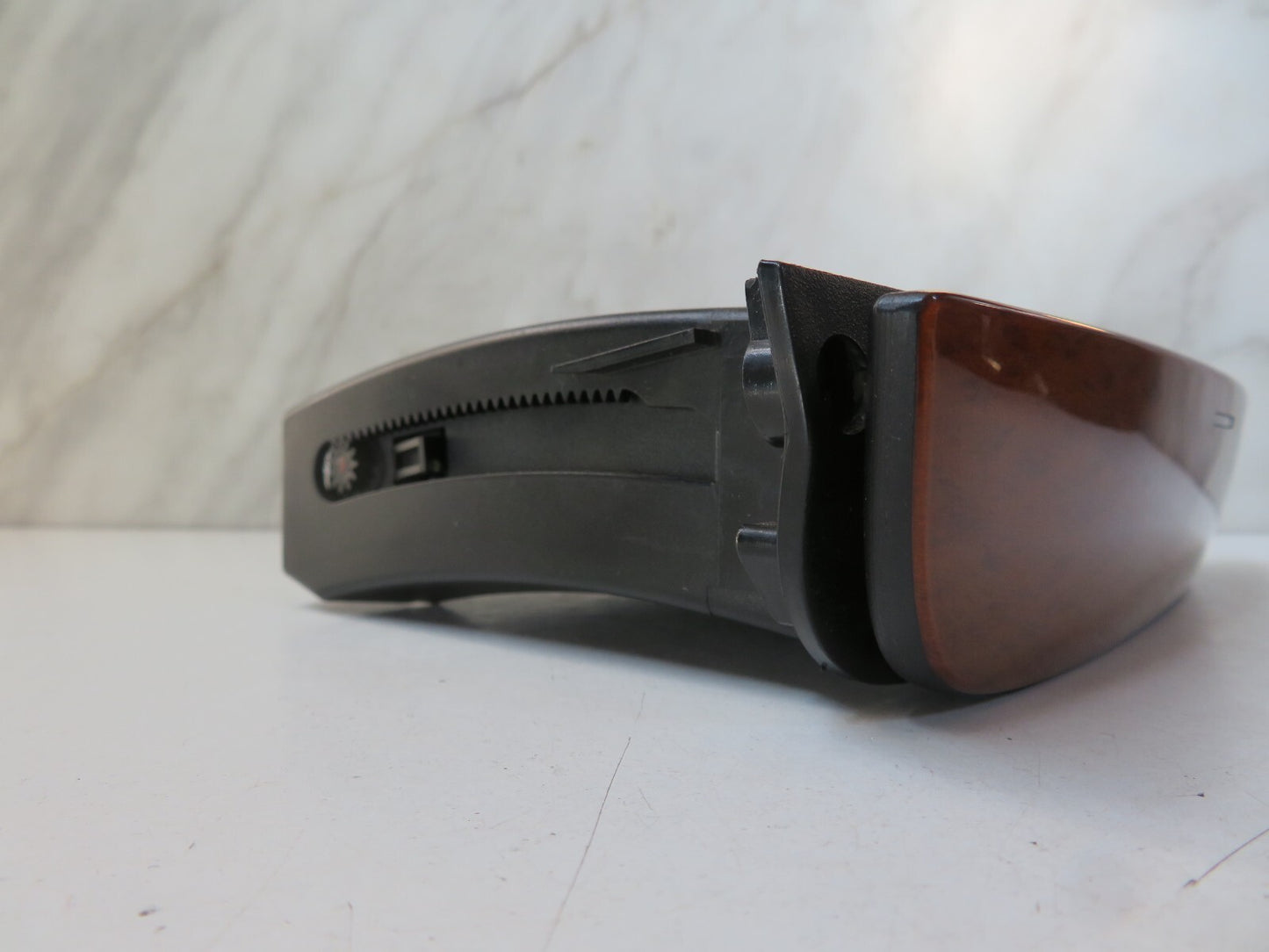 MERCEDES S CLASS W220 CENTRE CONSOLE ASHTRAY 2206800252 1998-2005 A1415-2