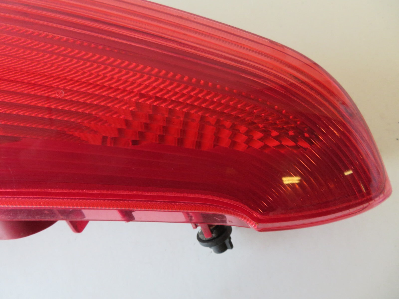 PEUGEOT 206 STATION WAGON OS DRIVER SIDE REAR TAIL LIGHT 9641540577 2002-2005