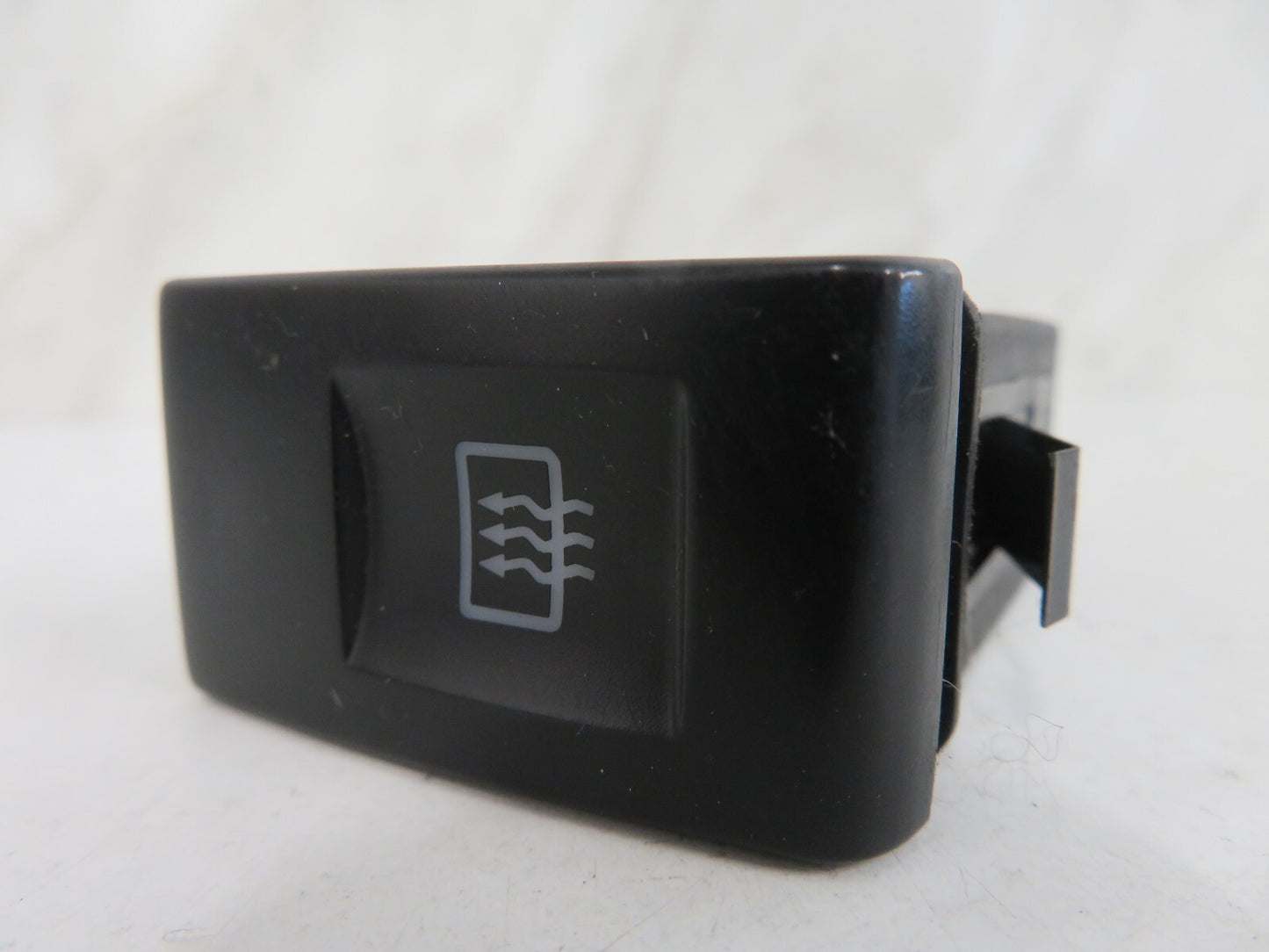 VOLKSWAGEN VW BEETLE REAR WINDSCREEN DEMIST SWITCH 1C0959621 1999-2005 AMS-22