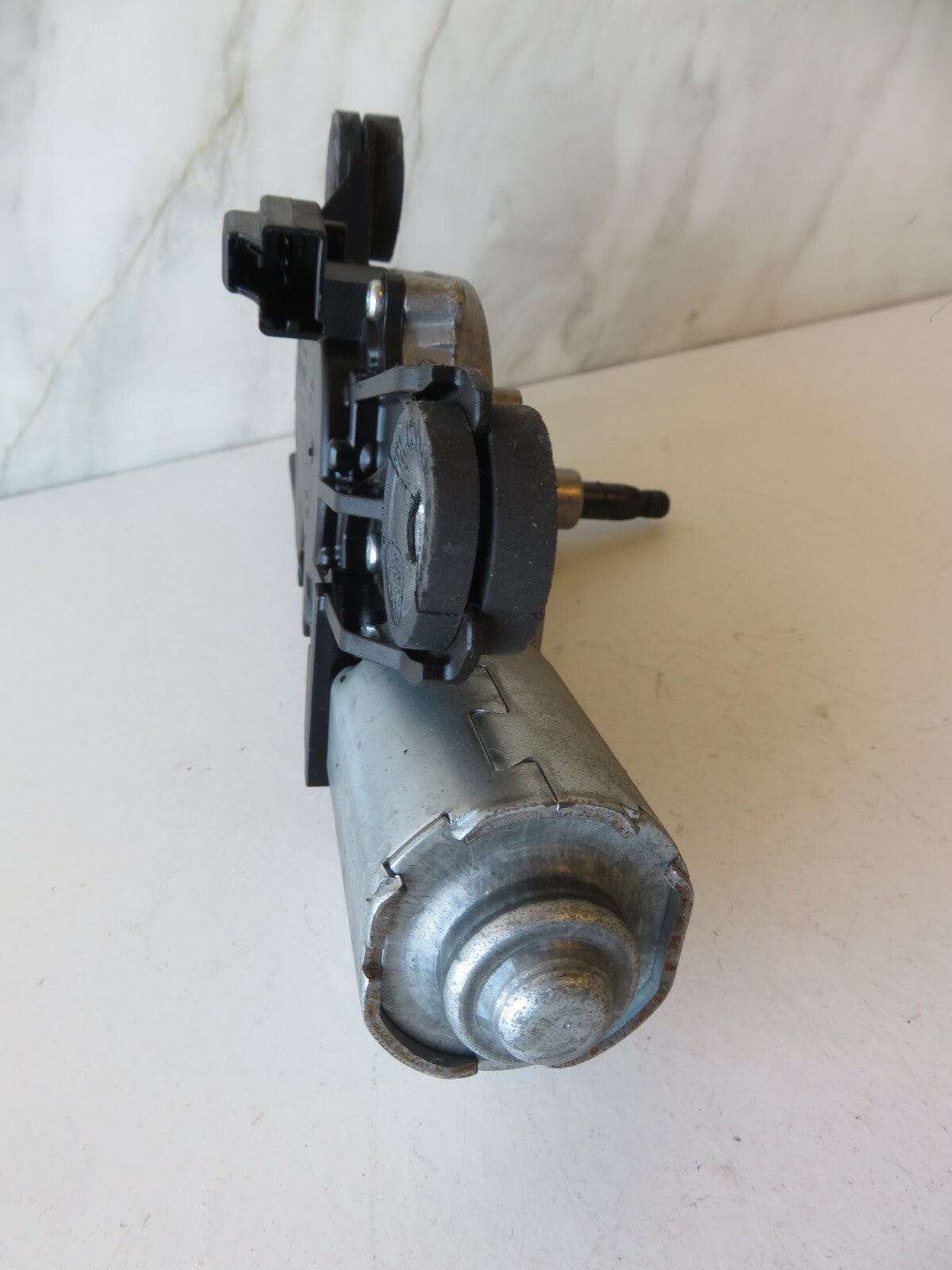 FORD MONDEO MK3 HATCHBACK REAR WIPER MOTOR 2s71-a17k441-ab 2001-2007 RA04