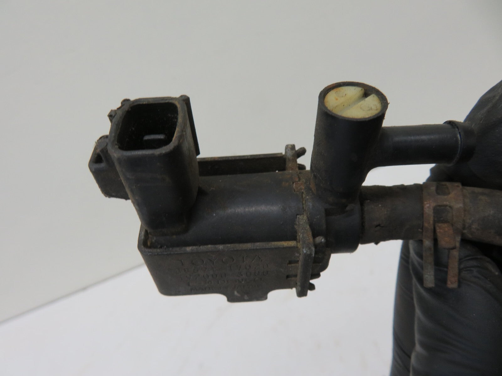 TOYOTA MR2 MK2 3SGTE REV 1-2 TURBO VACUUM SOLENOID 88691-17020 1989-1993 REF1715